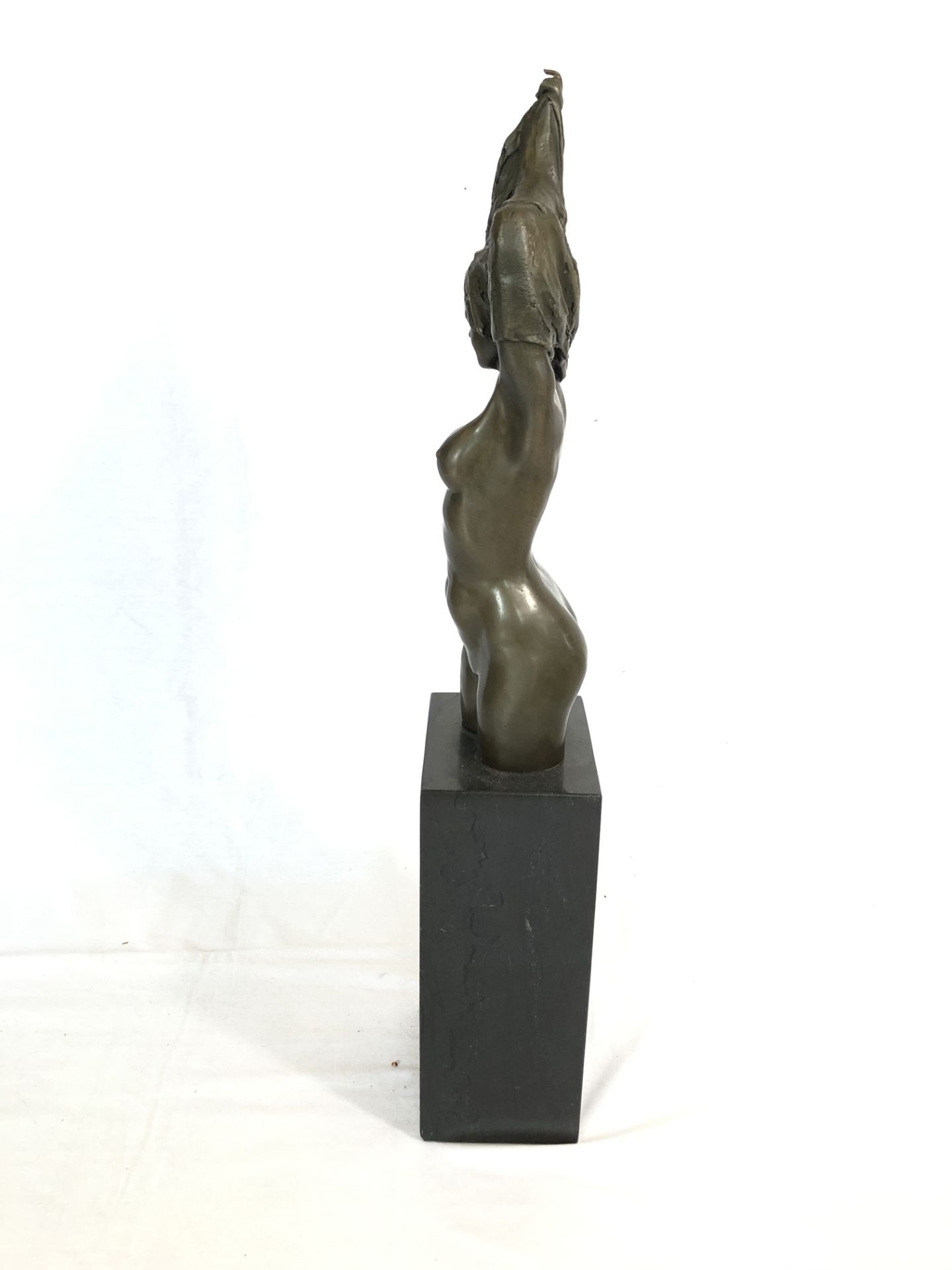 Bronze statue of a woman by artist J. Patoue - Image 4 of 9