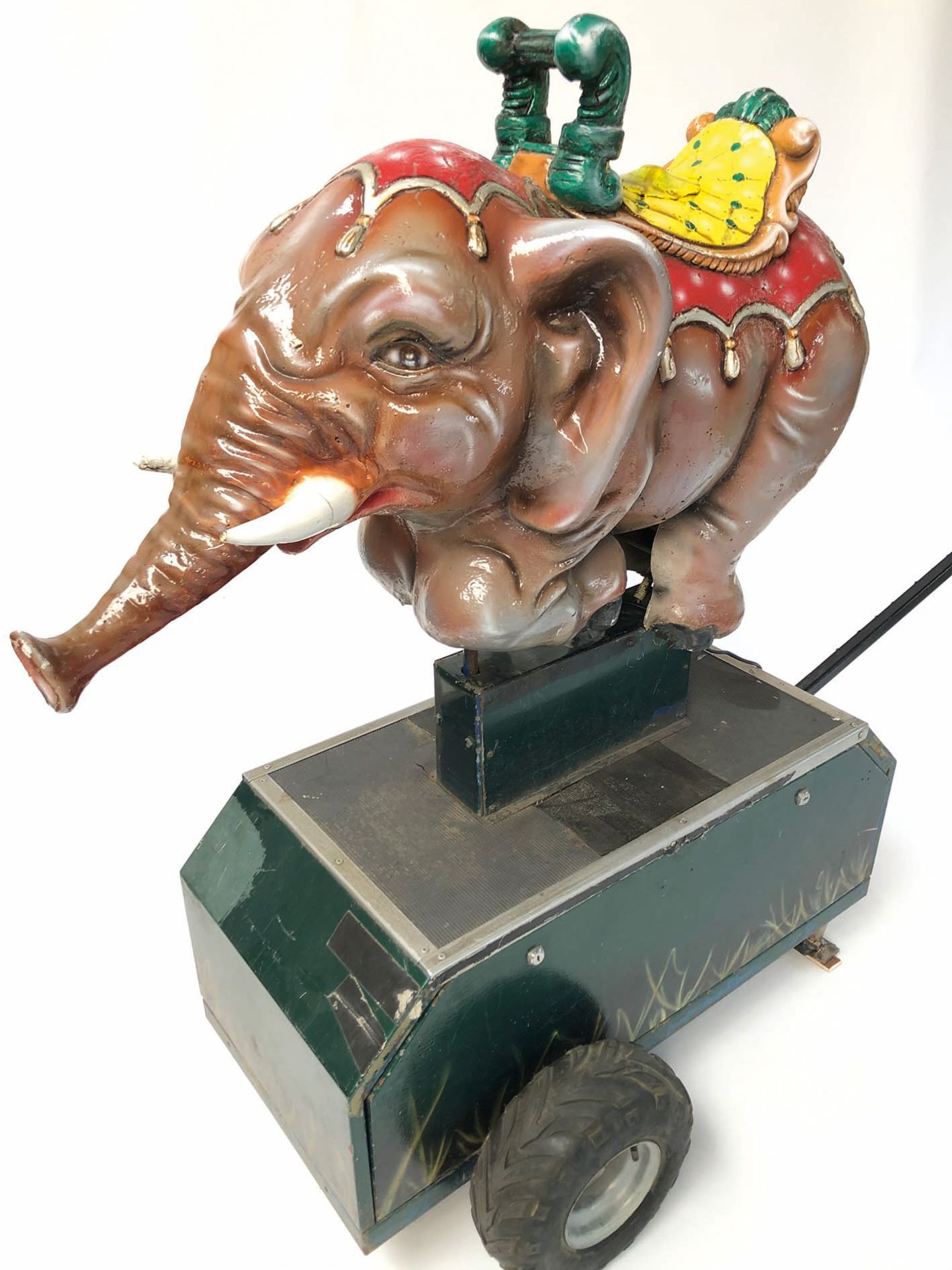 Large Mechanic Elephant Fairground Attraction - Image 2 of 2