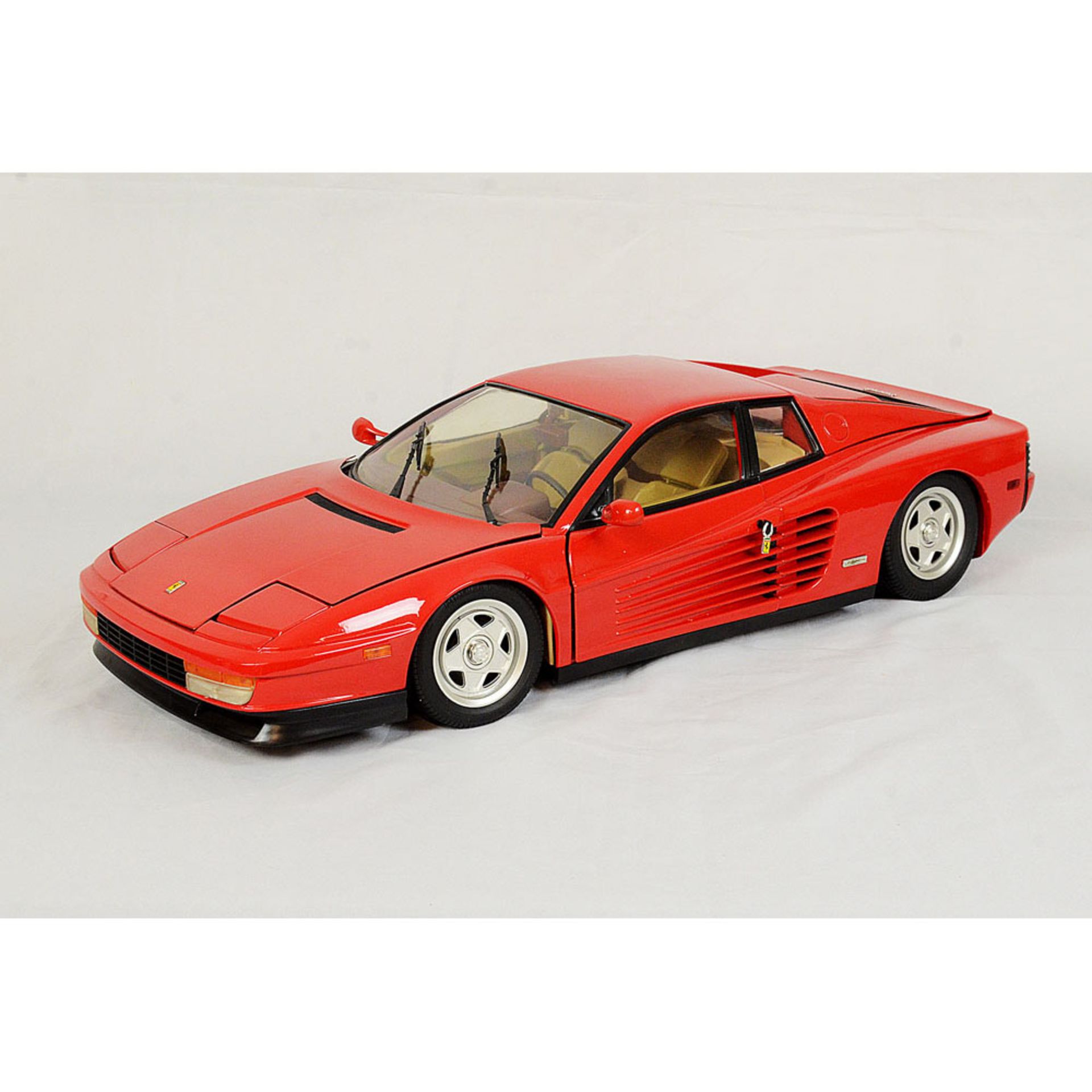 Pocher Ferrari Testarossa model car