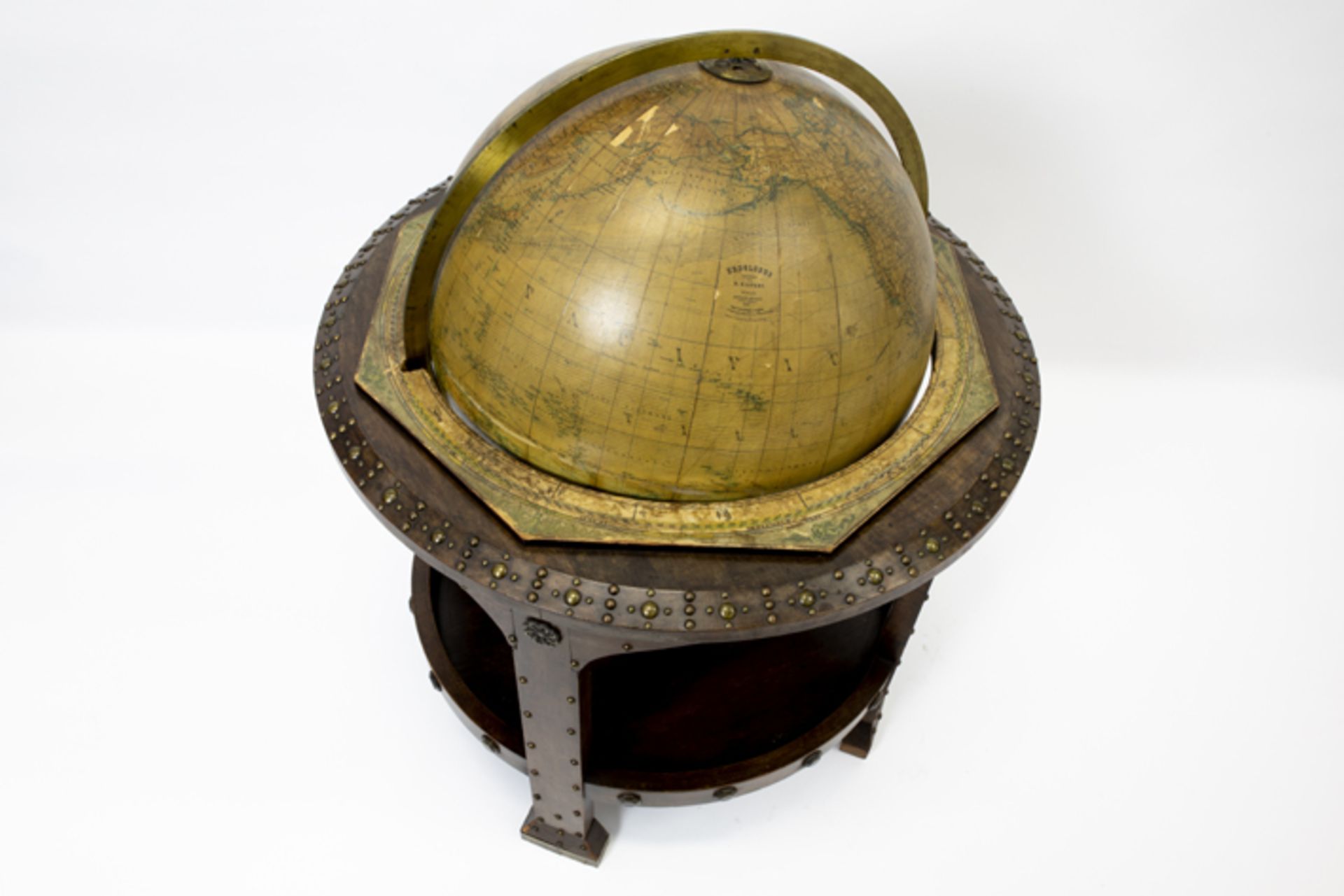 decorative marked "Columbus Erdglobus" globe with a map designed by Heinrich Kiefert - in stand - Image 4 of 6