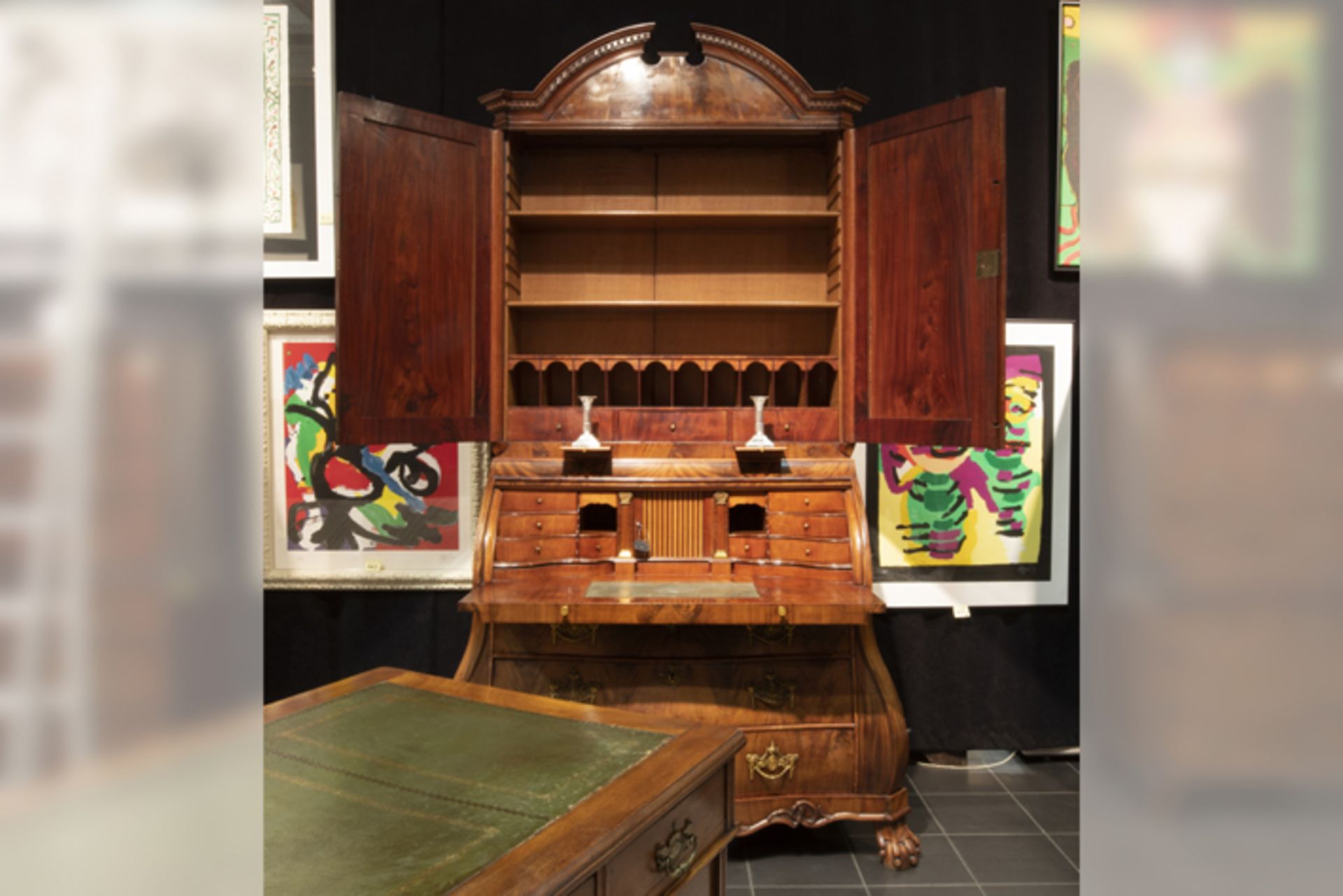 superb 18th Cent. Dutch Louis XVI style high quality bureau-bookcase in mahogany with nice interiors - Bild 2 aus 4
