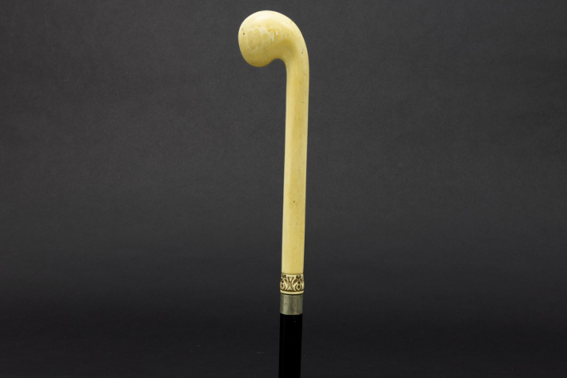 antique walking stick with ivory grip Antieke wandelstok met greep in ivoor - Image 2 of 2