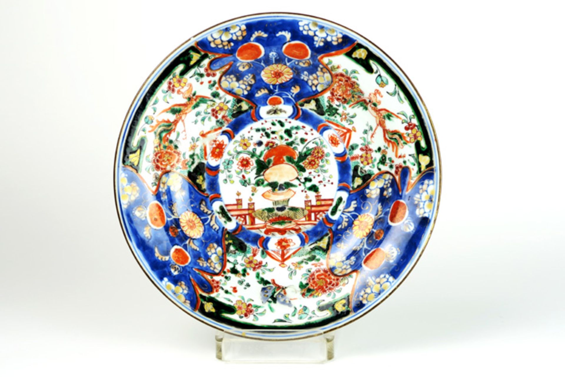17th/18th Cent. Chinese dish in porcelain with Famille Verte decor with central medaillon with