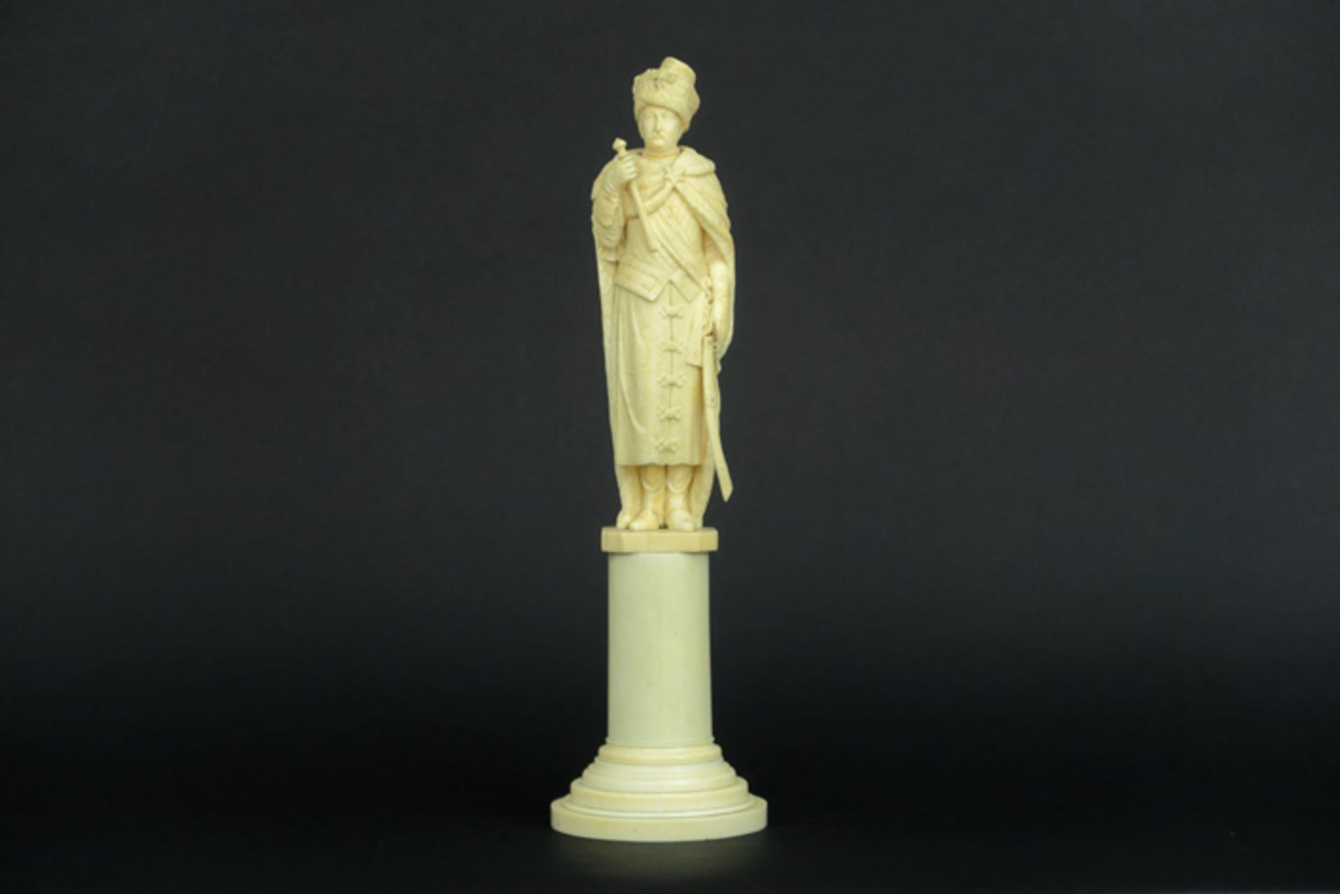 nice 19th Cent. east European "Russian (?) nobleman with his regalia" sculpture in ivory - with a