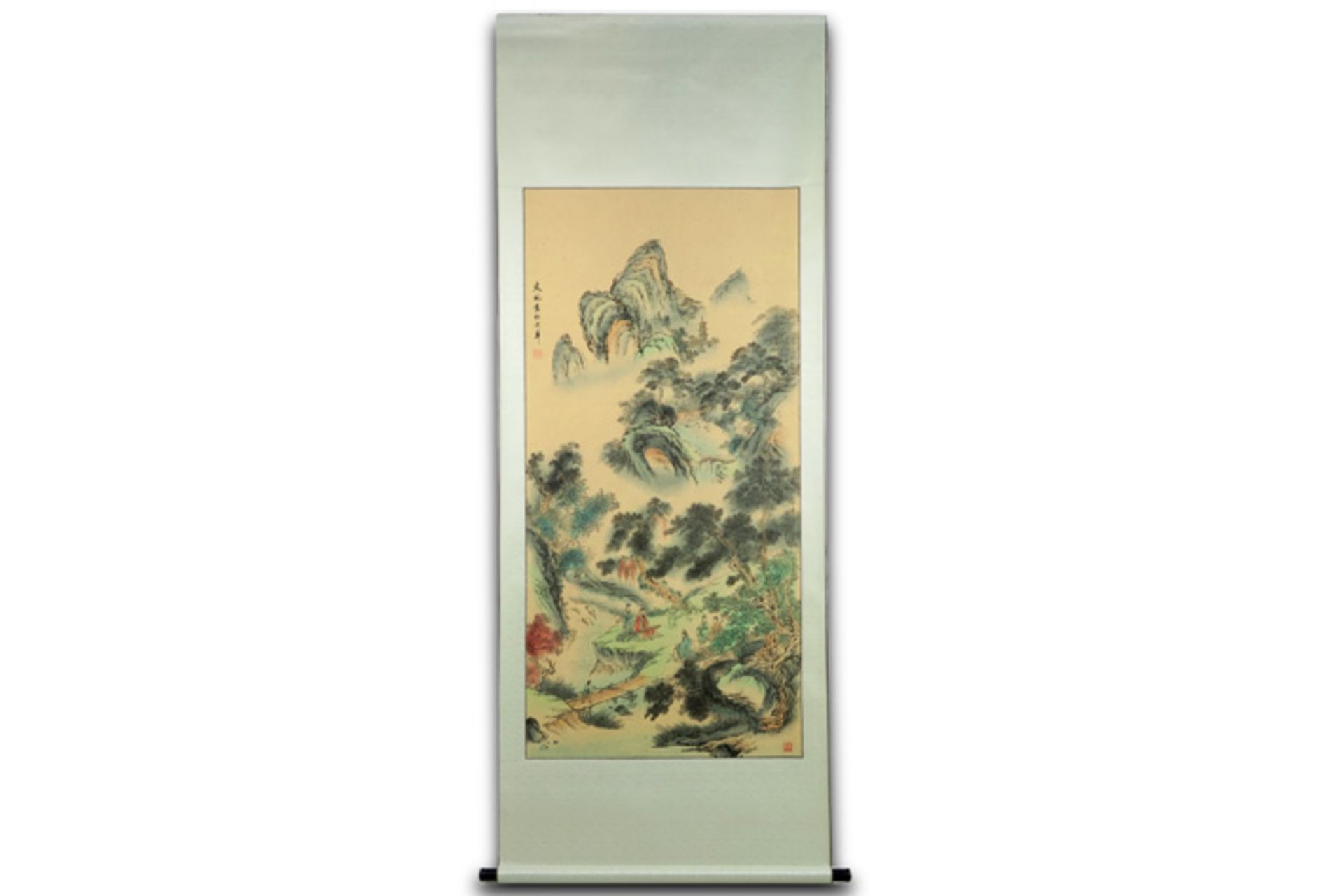 Chinese scroll with "Landscape" painting - with stamps Chinese scroll - schildering : "Geanimeerd