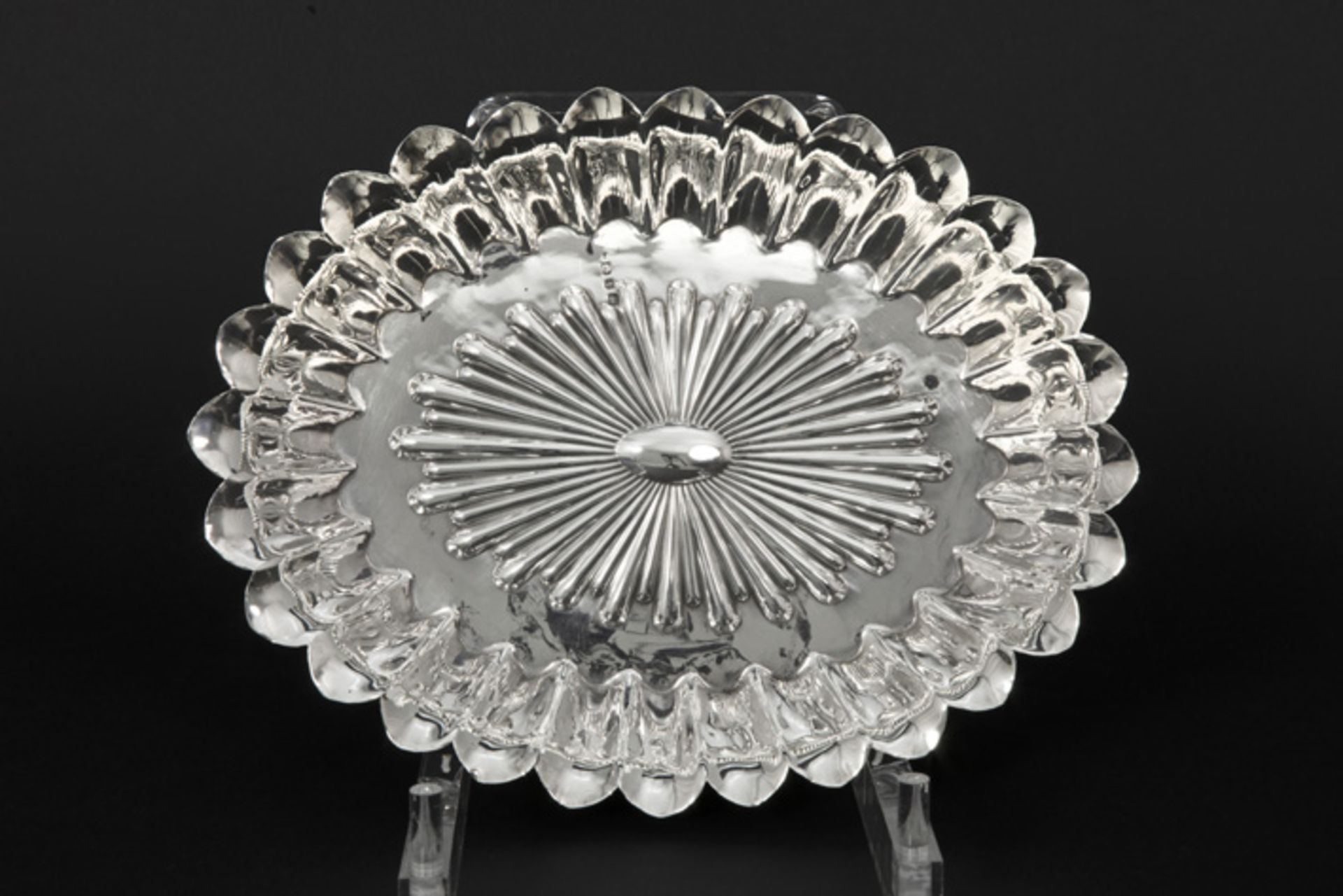 antique oval dish in marked silver Antieke schaal in massief zilver, gemerkt "925 - Birmingham 1898"