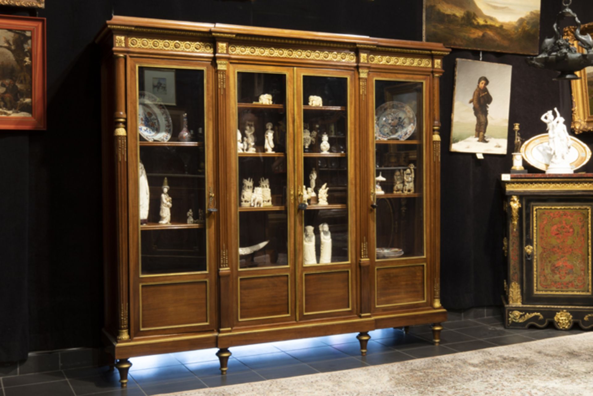 19th Cent. "Krieger Paris" marked neoclassical library bookcase in mahogany with fine Louis XVI - Bild 2 aus 2