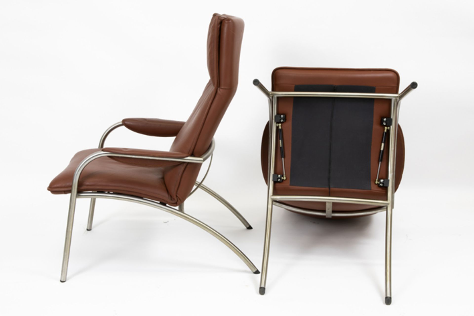 pair of eighties' De Sede design armchairs in leather and lacquered metal - marked DE SEDE paar - Bild 3 aus 3