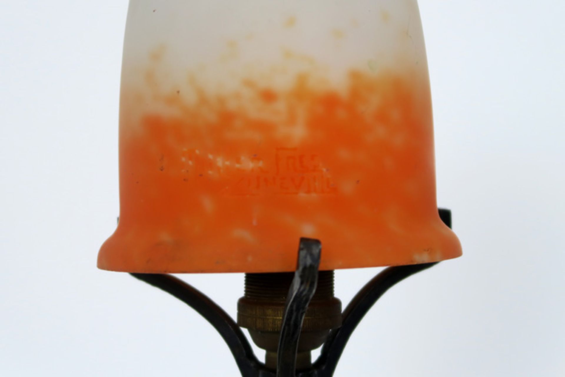 French "Müller frêres Lunéville" Art Deco-lamp in wrought iron and pâte de verre MÜLLER Frêres - Bild 2 aus 2