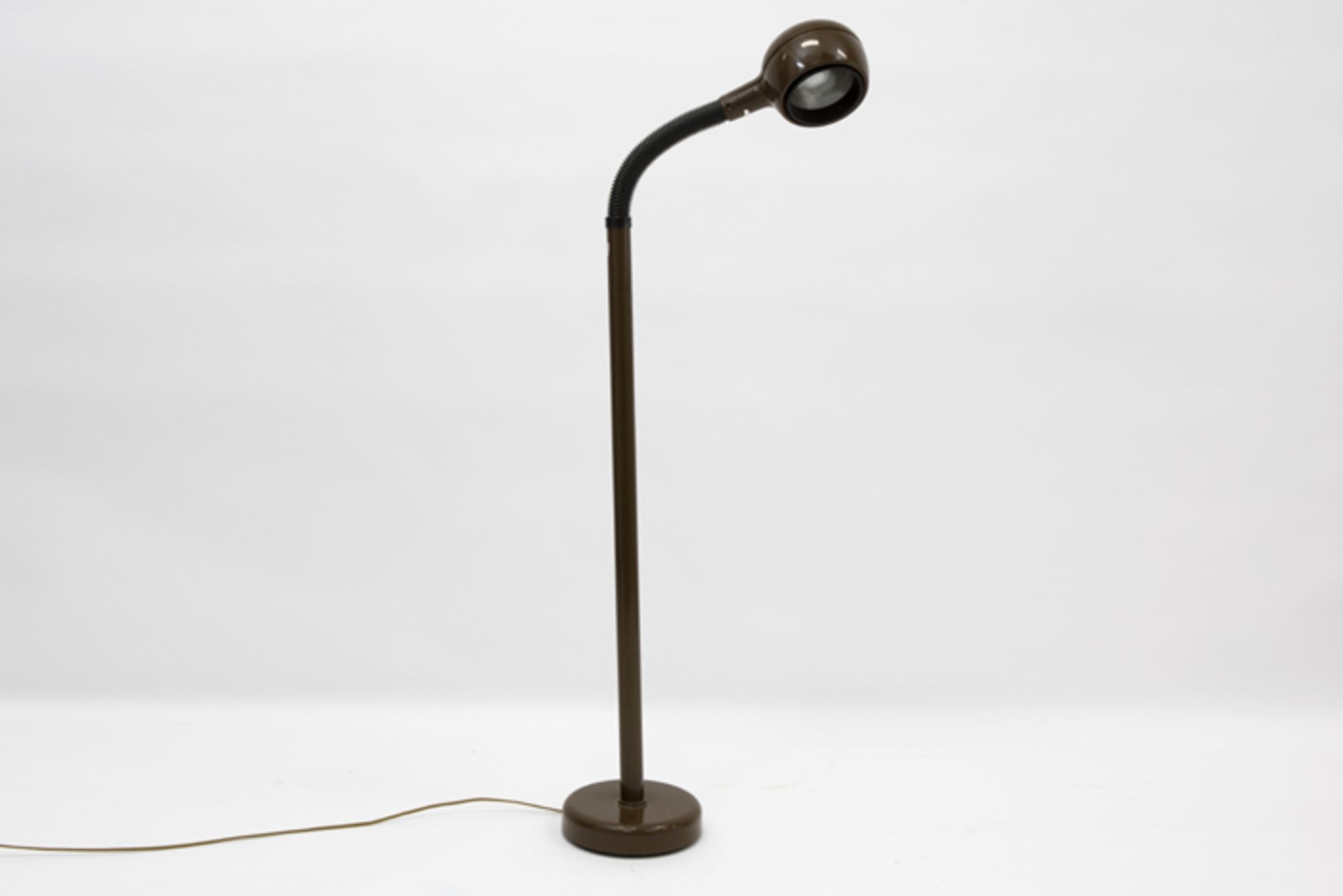 seventies' "Fagerhults Austria" marked lamp in brown plastic FAGERHULTS - AUSTRIA staande designlamp