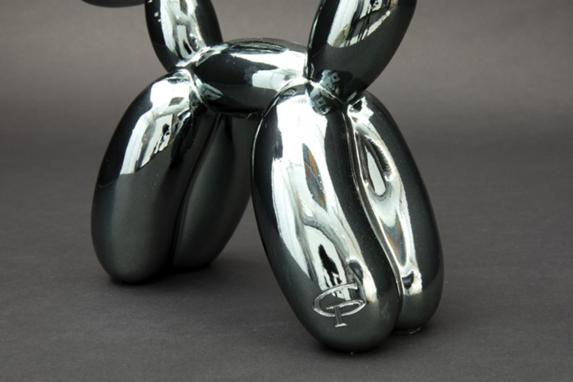 Jeff Koons "Balloondog" sculpture - marked and with certificate JEFF KOONS (° 1955) sculptuur n° 7/ - Bild 2 aus 2