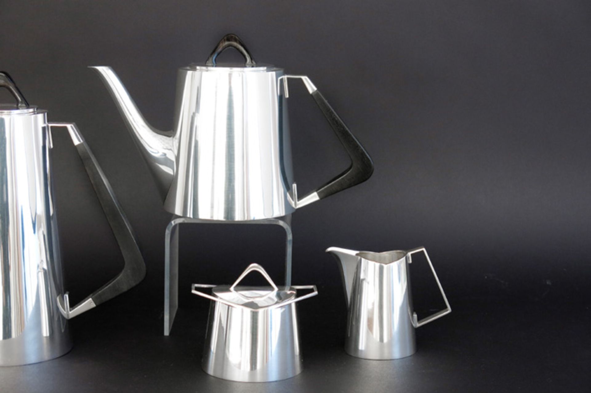 quite exceptional early sixties' Danish design coffee- and teaset in marked and "C.C. Hermann" - Image 3 of 8