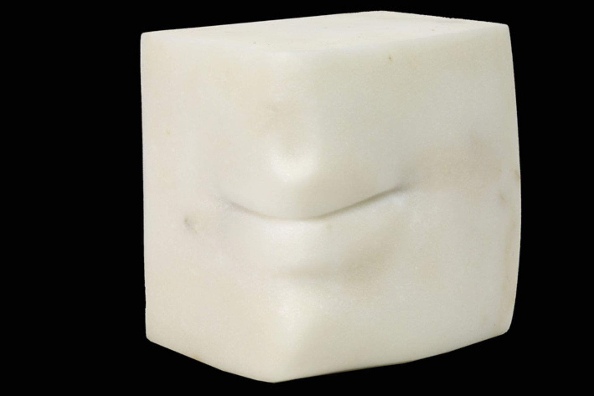 20th Cent. Belgian Jan Dries "Smile" sculpture in marble - signed and dated 1968 DRIES JAN (1925 - - Bild 3 aus 4