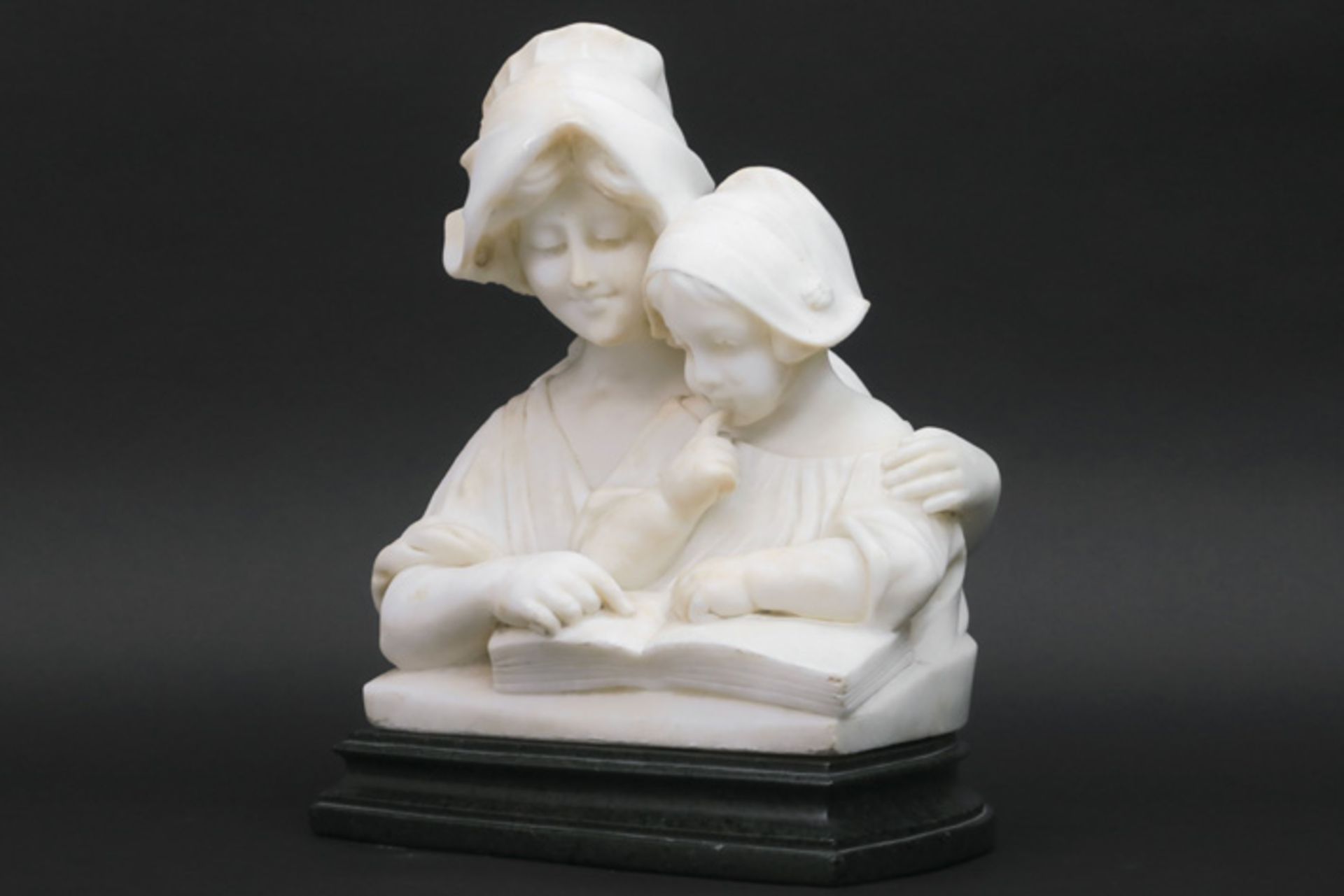 CIPRIANI CIPRIANO (19°/20° EEUW) antieke sculptuur in albast : "Moeder en kind" - hoogte en - Bild 2 aus 5