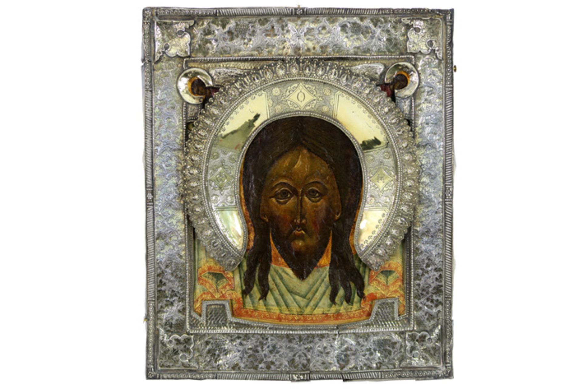 RUSLAND - midden 19° EEUW ikoon met zgn "Mandylion Christusportret" met zilveren oklad - 31,3 x 25,7