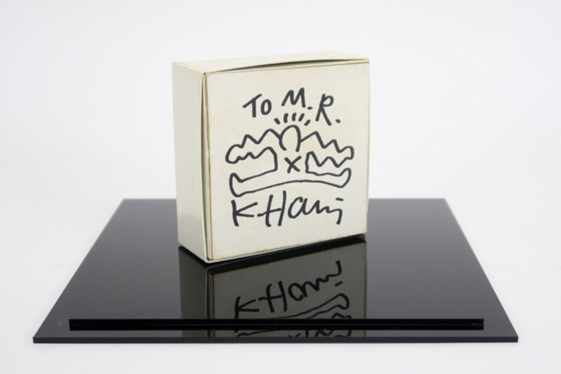 HARING KEITH (1958 - 1990) originele tekening op een doosje met puzzel (met 120 stukken) dd 1987 met