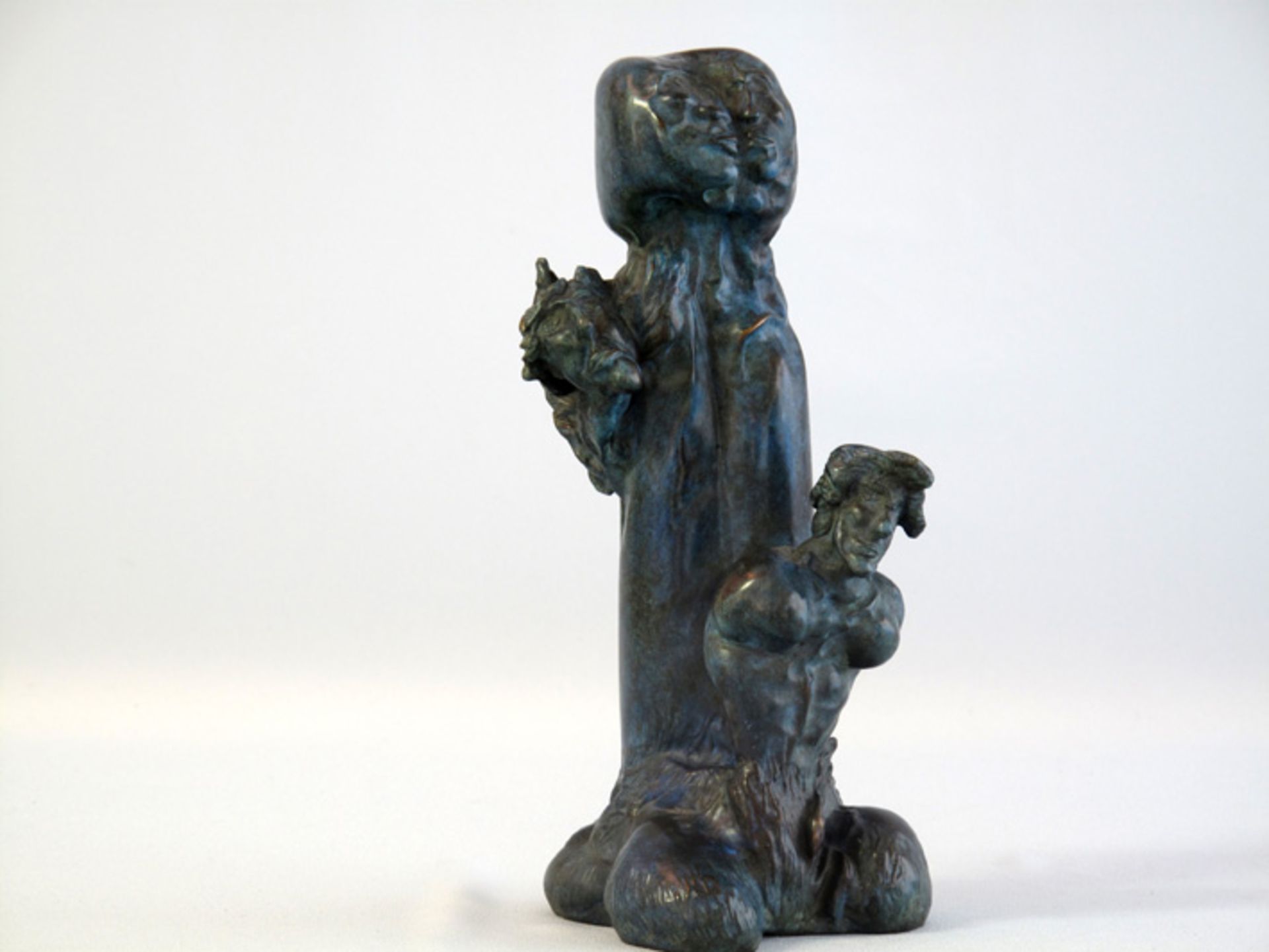 BOROWSKI STANISLAW (° 1944) (FR) sculptuur in brons met speciale blauwe patine n° 2/8 : "