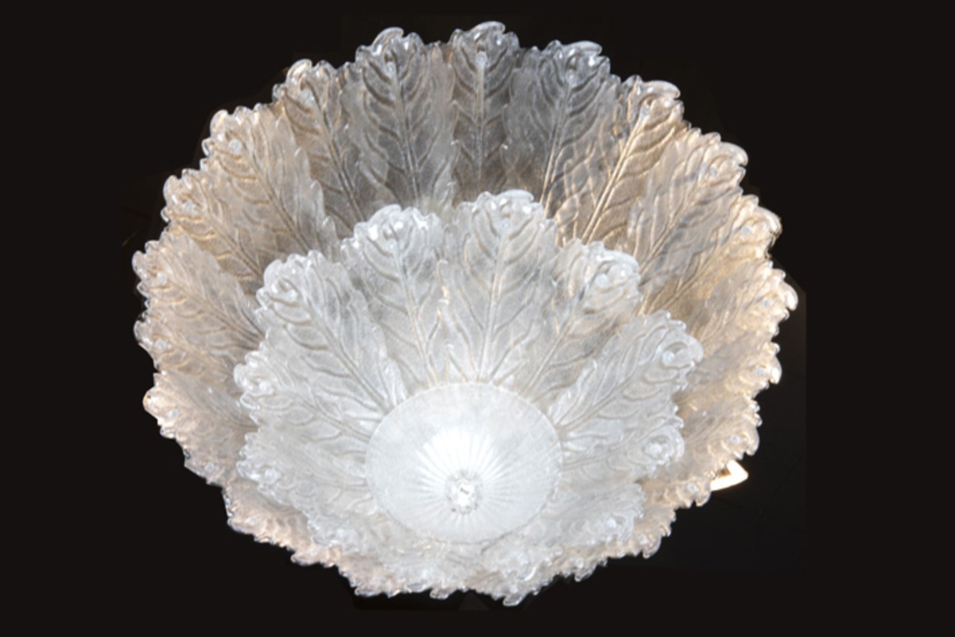 seventies'/eighties' vintage Schiavon "graniglia leaf" chandelier with leafs in colourless Murano - Image 2 of 3