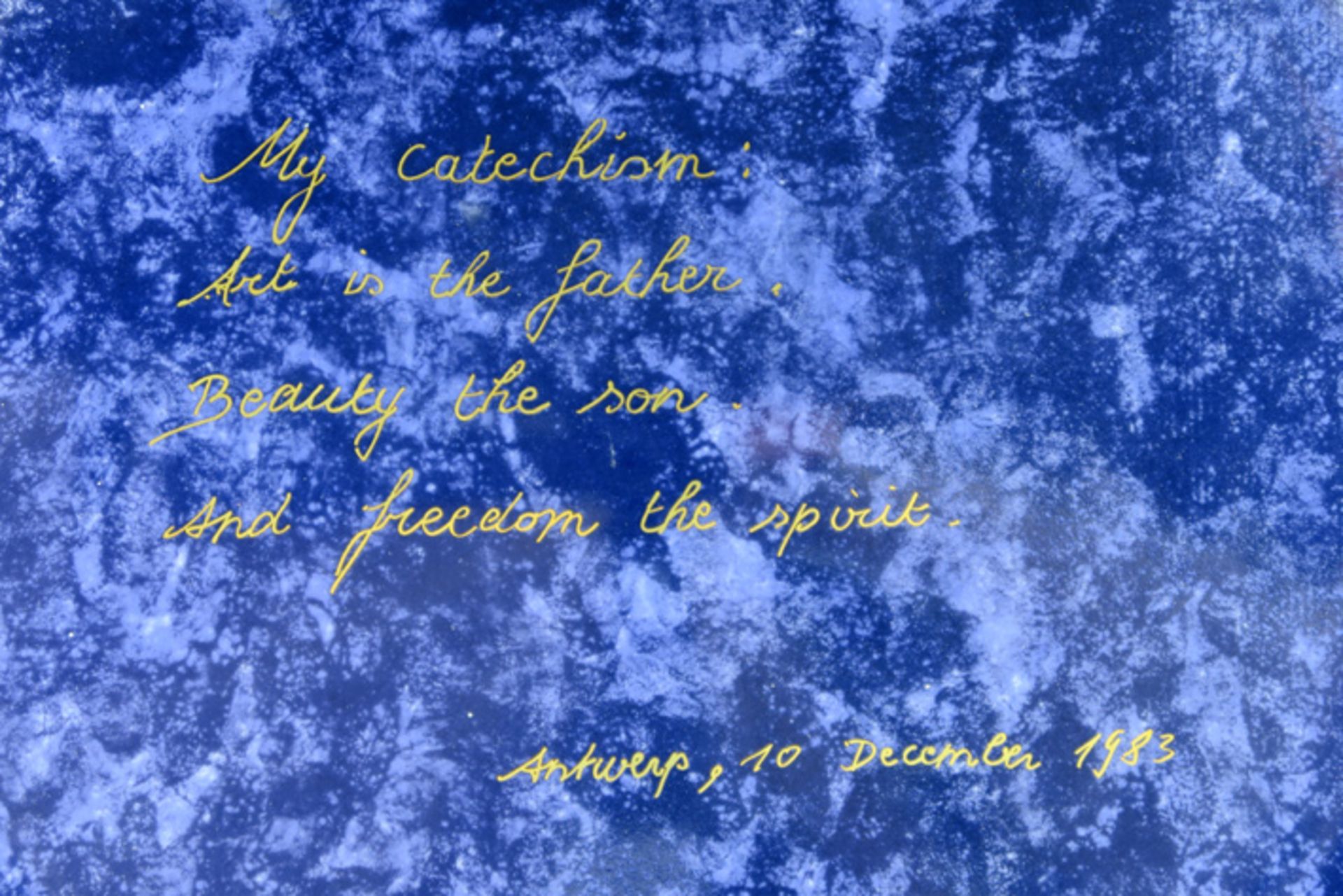 Jan Fabre "My Catechism" plate in porcelain, marked on the back "Excerpt from Night Diary 1978 - - Image 2 of 4