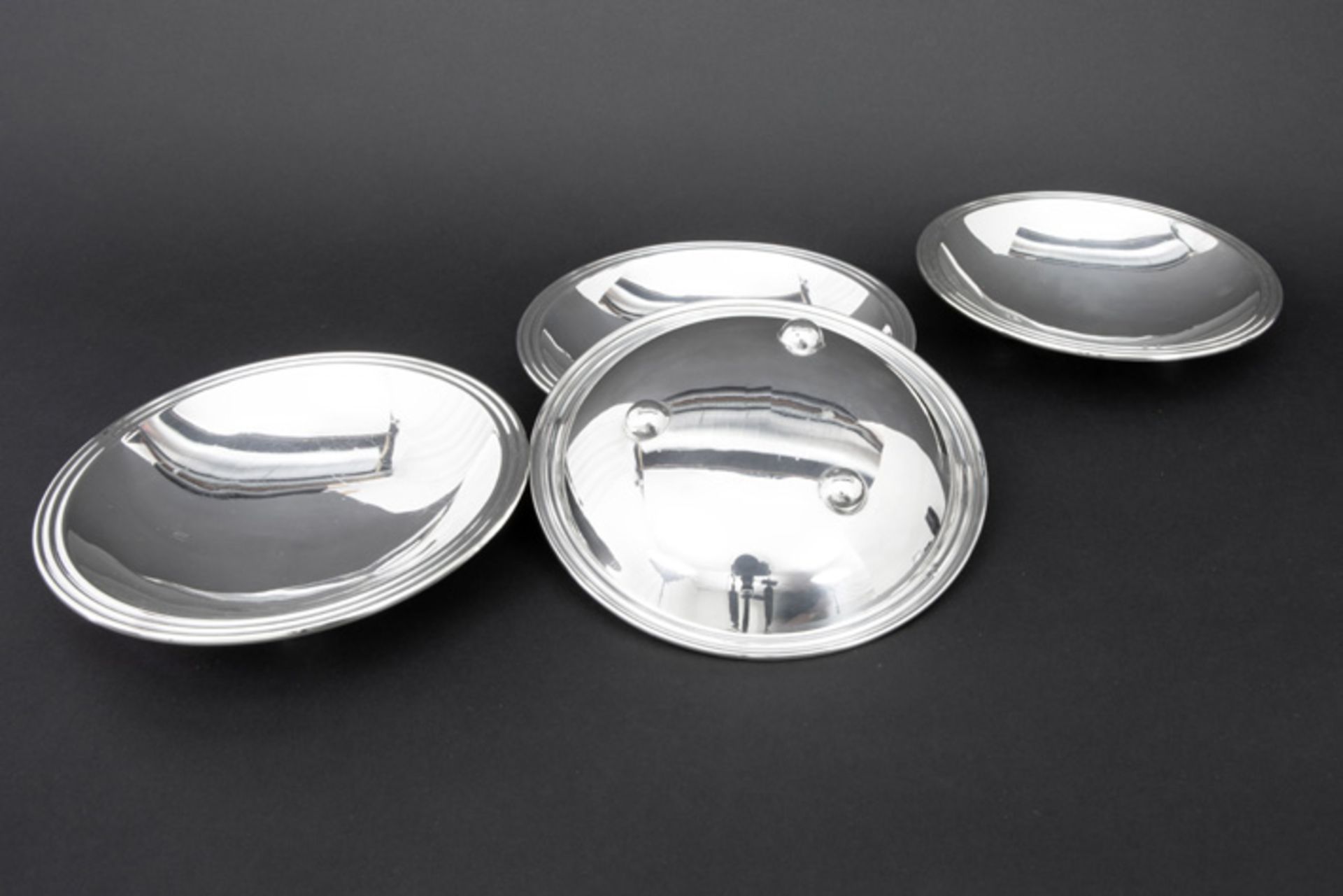 set of four round Art Deco dishes in "800" marked silver (and with Dutch import mark) - with the - Image 3 of 4