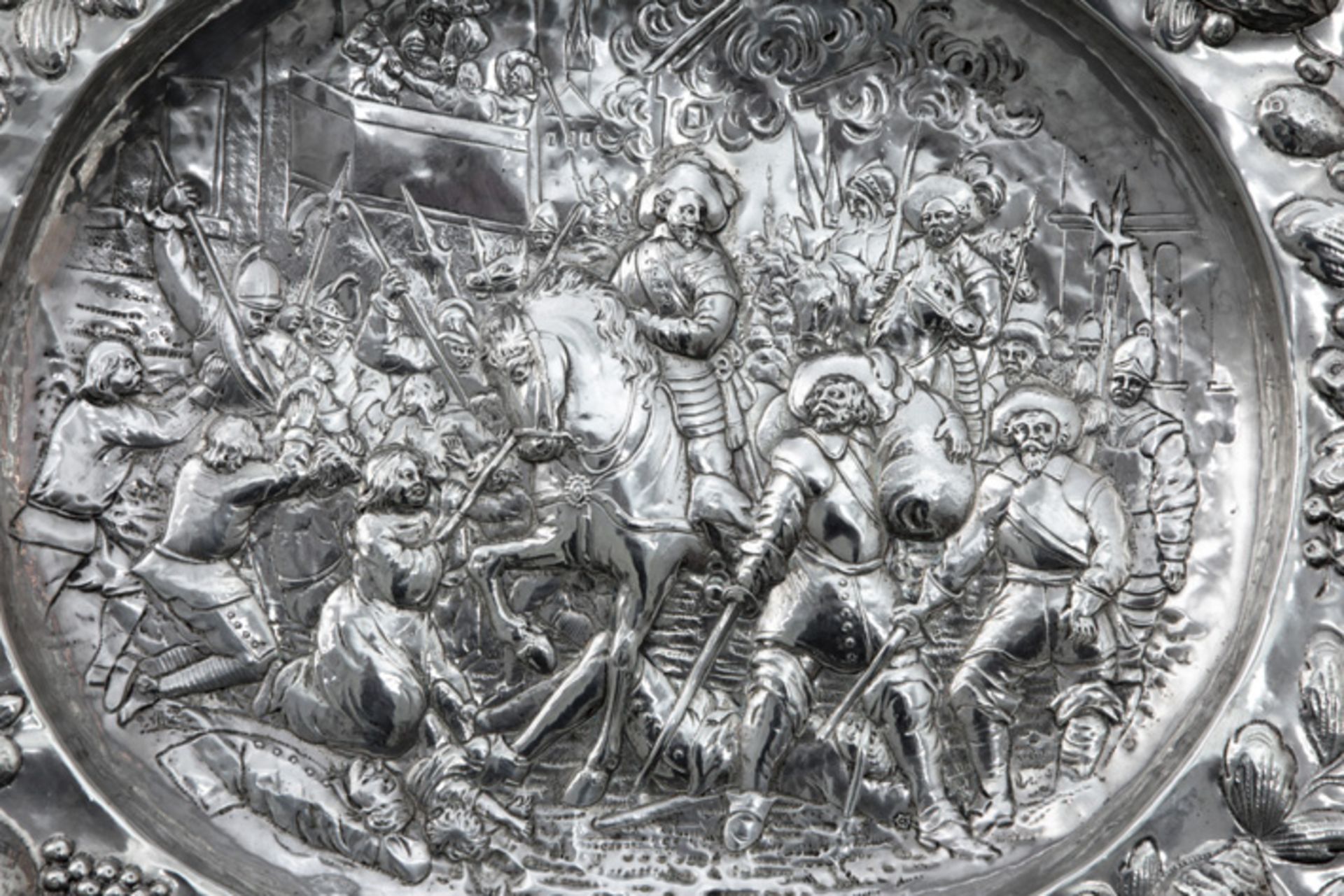 antique baroque style salver in marked silver with a repoussé decor with horsemen and - Image 2 of 4