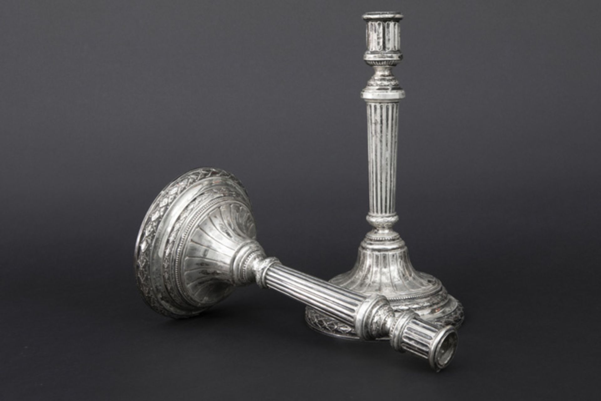 pair of antique Dutch neoclassical candlesticks in marked and "J.A.Hoeting" signed silver||J.A. - Image 2 of 3