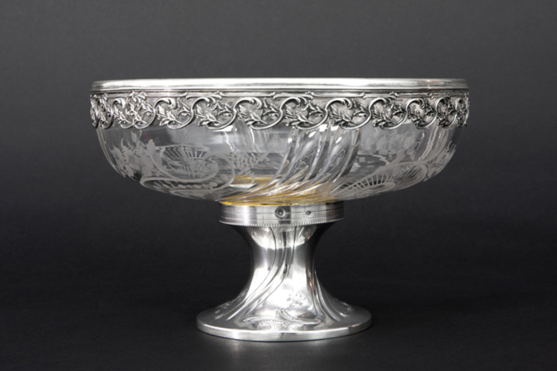 19th. Cent. French antique fruit bowl in crystal with mounting in marked silver||LOUIS COIGNET - Image 2 of 3