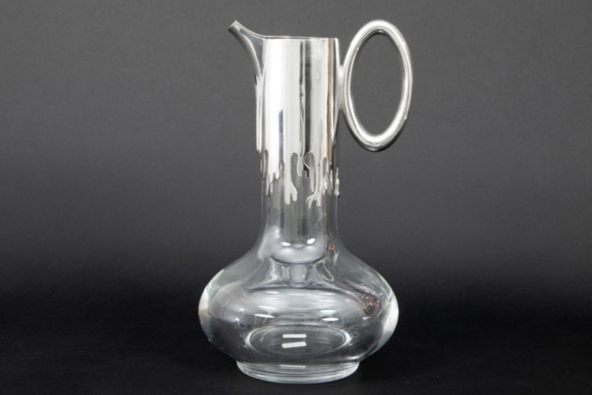 seventies' "Mappin & Webb" marked design decanter/pitcher in clear glass and silver dated 1977|| - Image 3 of 4