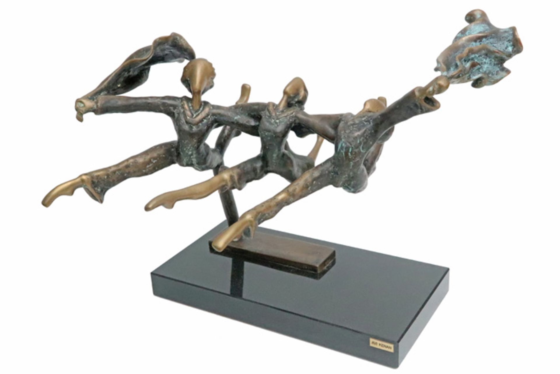 20th Cent. Avi Kenan sculpture in bronze titled "Flying Dancers" - signed and dated 1980 || AVI - Image 3 of 7
