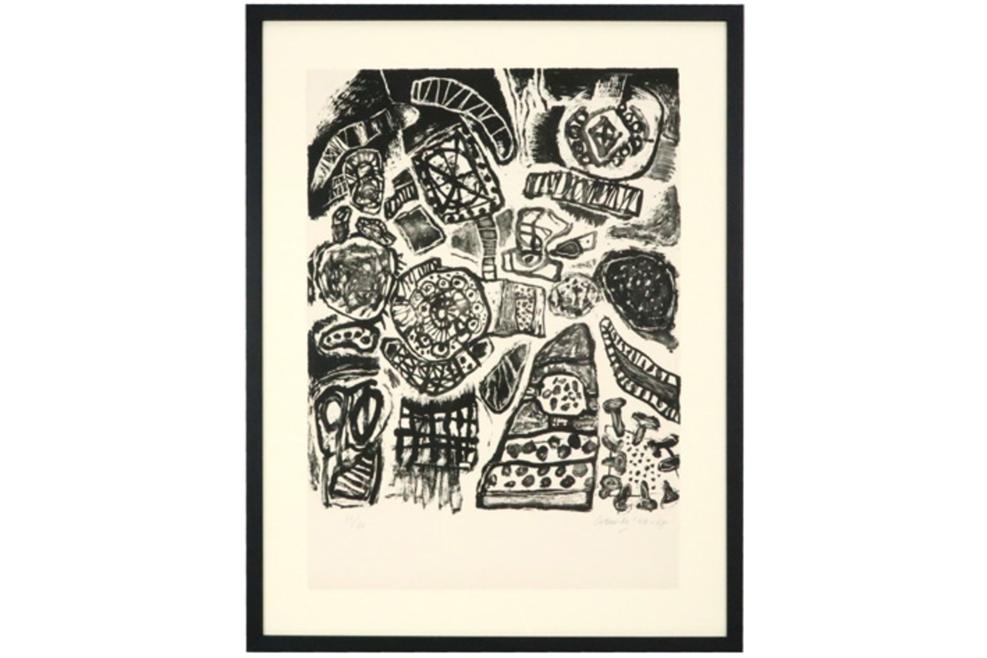 Corneille signed lithograph with typical composition dated 1964/1967 || CORNEILLE (1922 - 2010) - Image 3 of 3