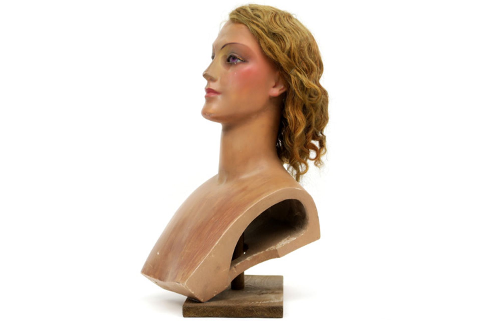 vintage shop window woman's bust with wig || Oude etalagepop in papier mâché : buste met - Image 3 of 5