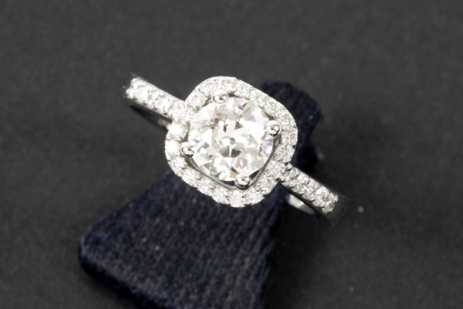 high quality old brilliant cut diamond of ca 1 carat set in a ring in white gold (18 carat) with