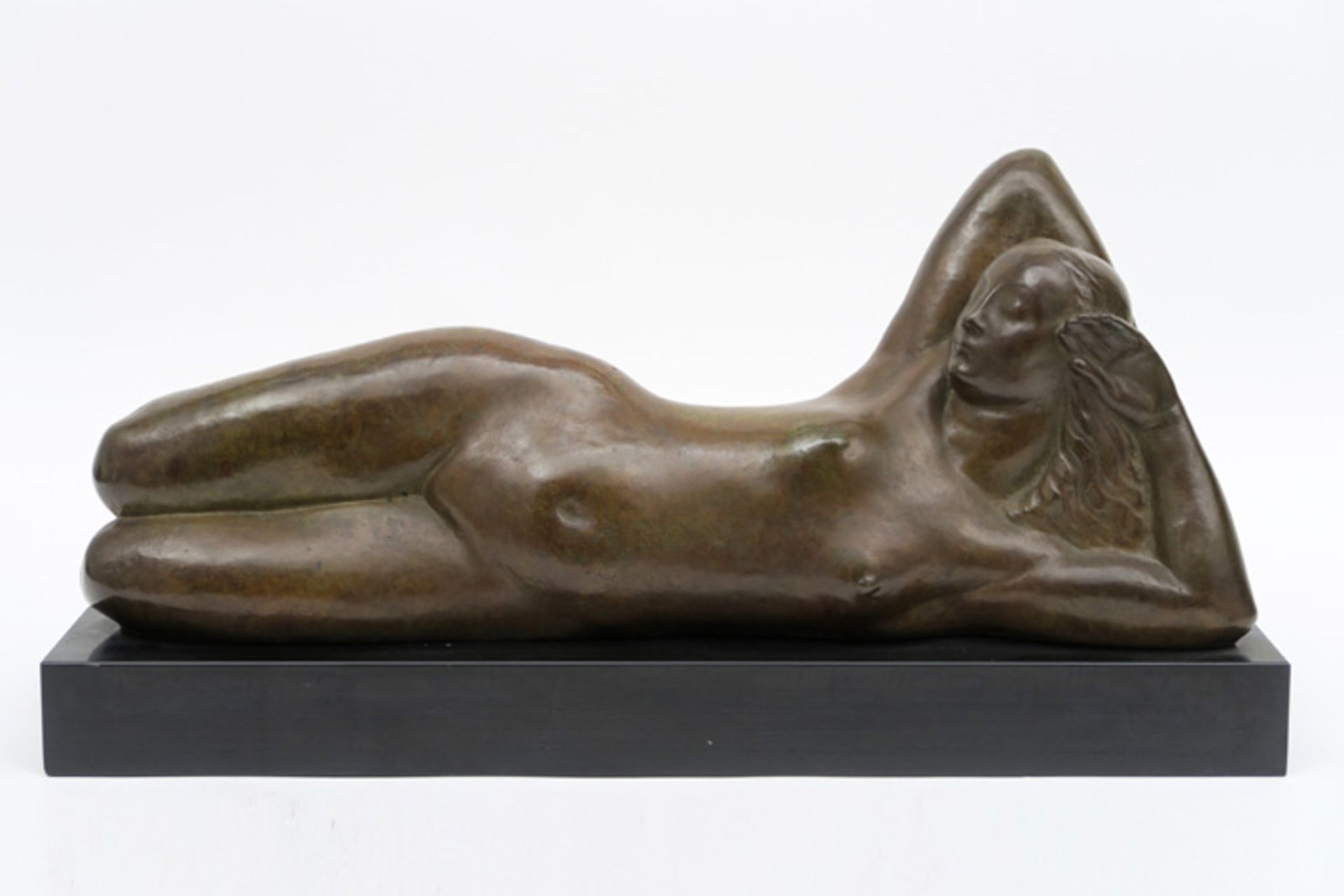 20th Cent. Belgian "reclining nude" sculpture in bronze - signed Geo Verbanck and with foundry