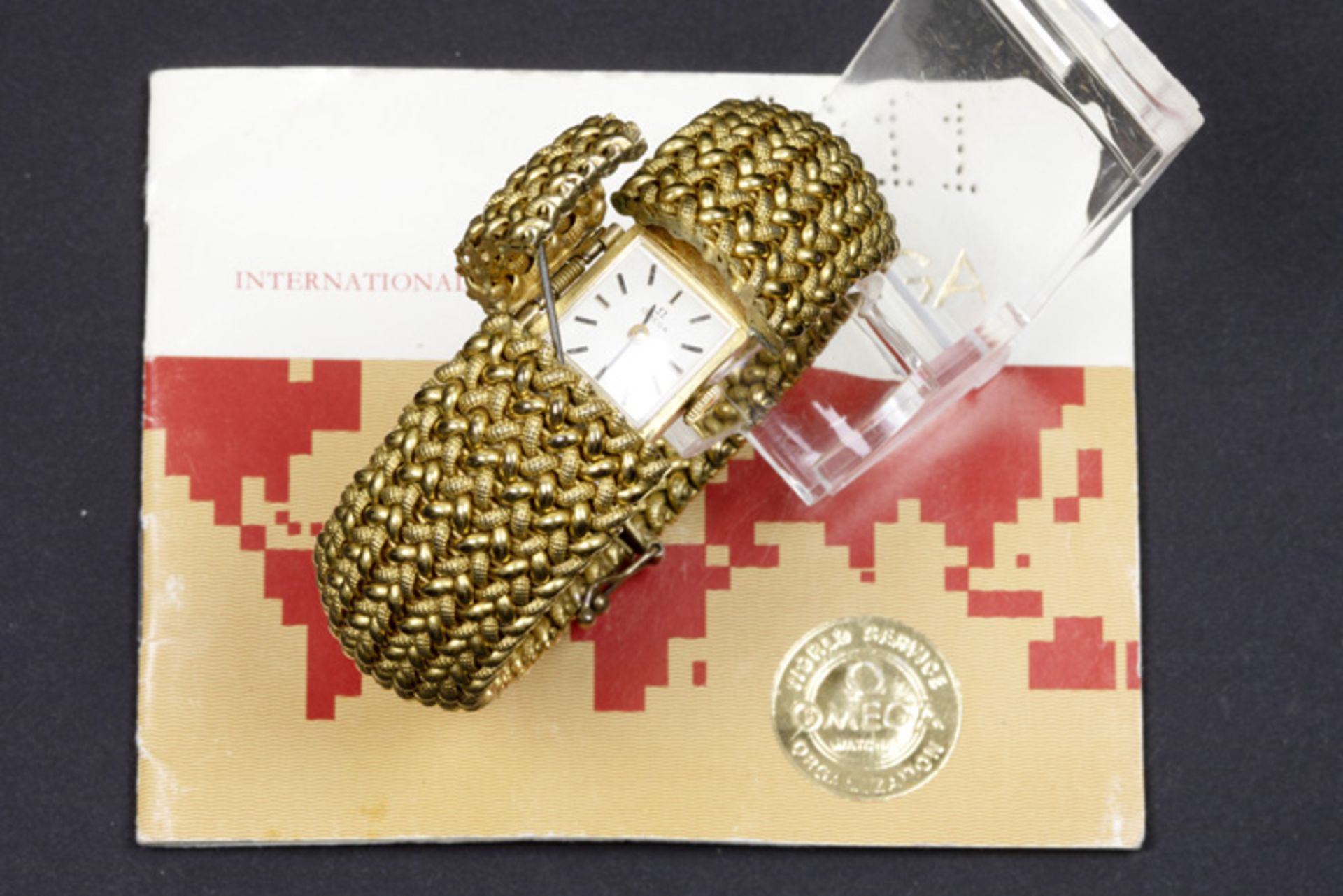 vintage vermeil bracelet with hidden "Omega" marked wristwatch - with its box and papers || OMEGA - Image 2 of 3
