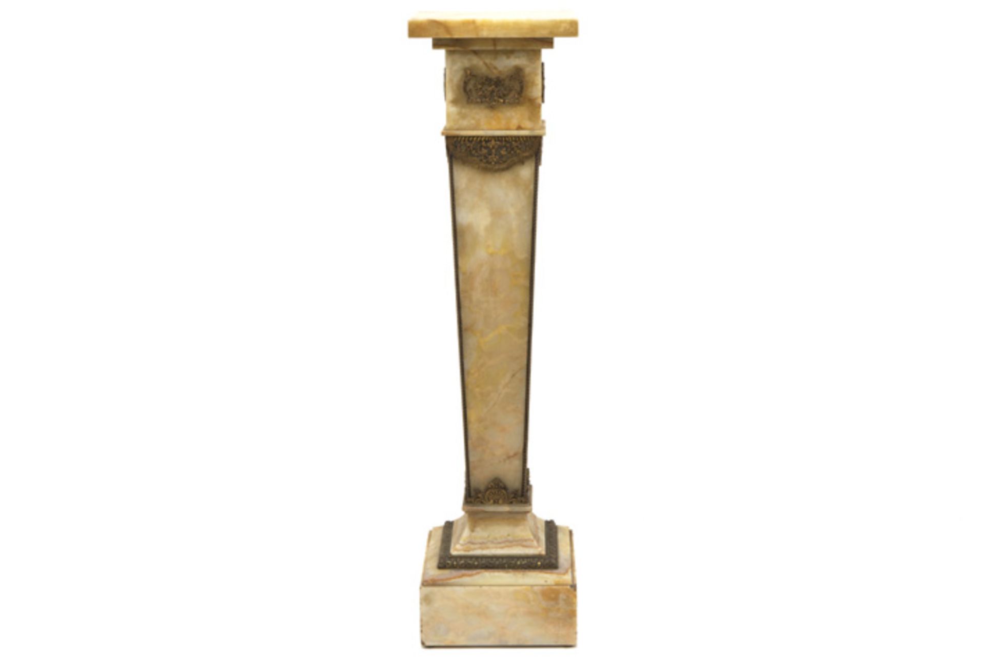 nice antique pedestal in marble and gilded bronze || Mooie antieke piédestalle in marmer en - Image 2 of 3