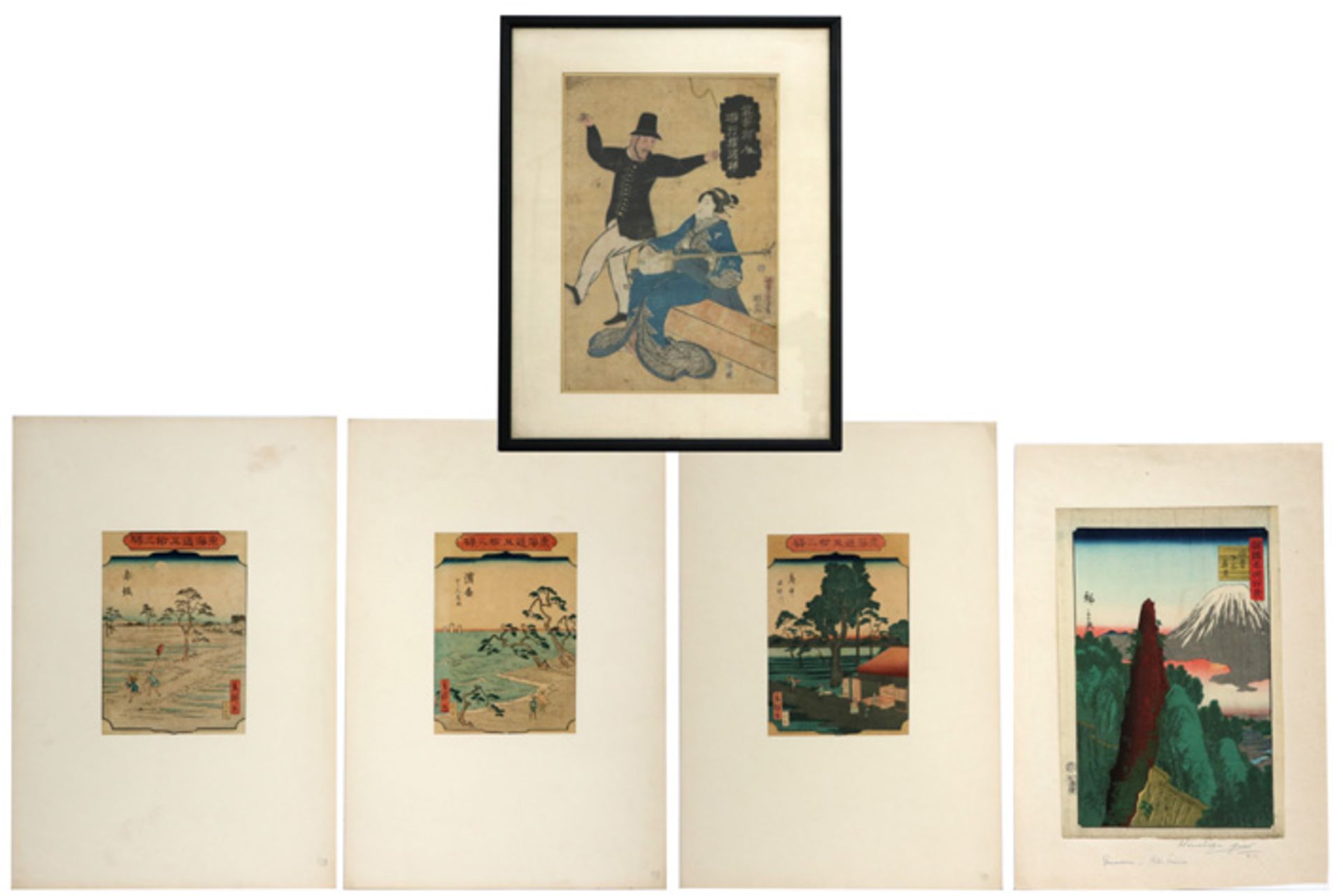 5 Japanese woodcuts || Lot van vijf Japanse houtsnedes, waarvan één ingekaderd - Image 7 of 7