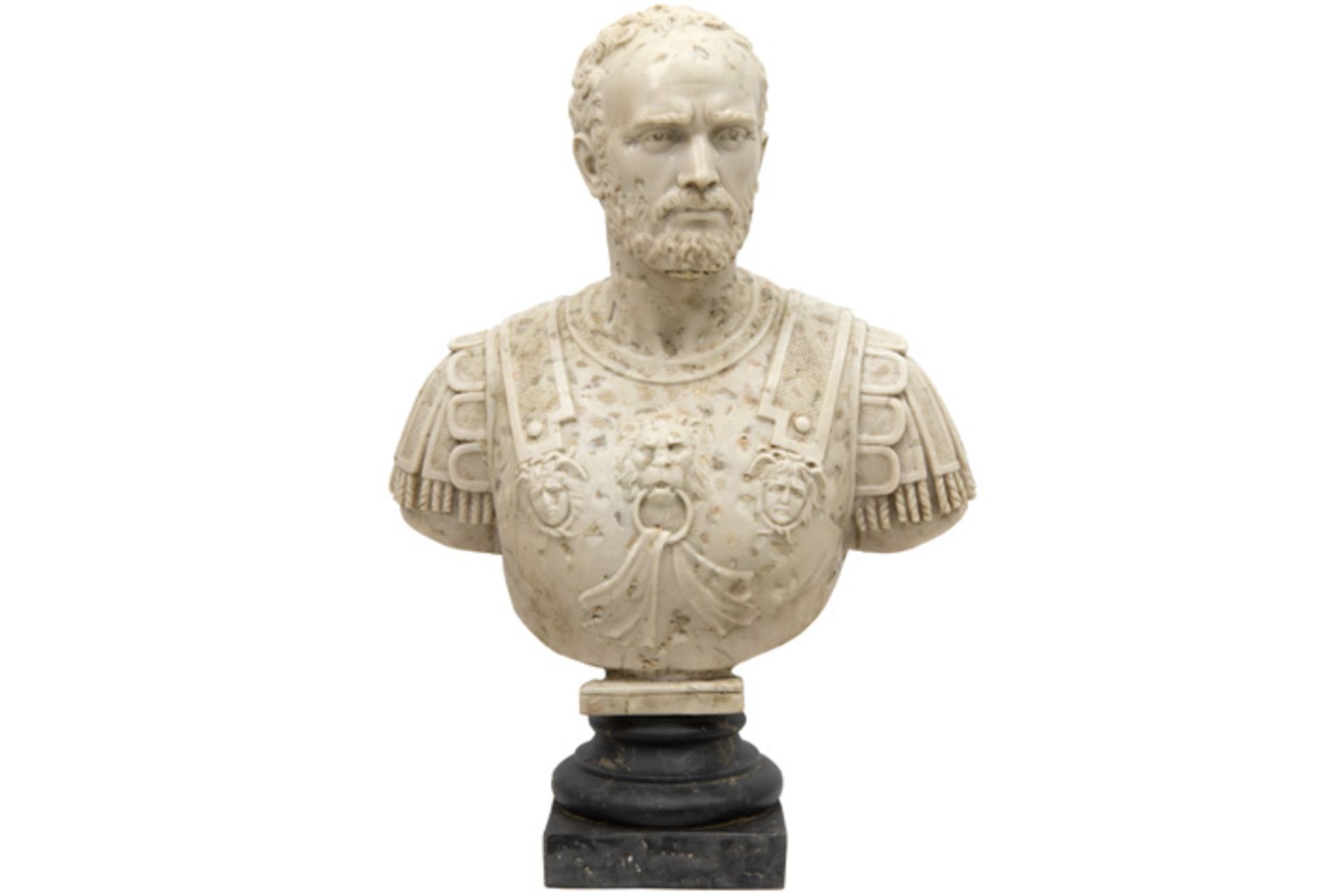 likely Italian bust in marble depicting a bearded Roman emperor or general || Allicht Italiaanse