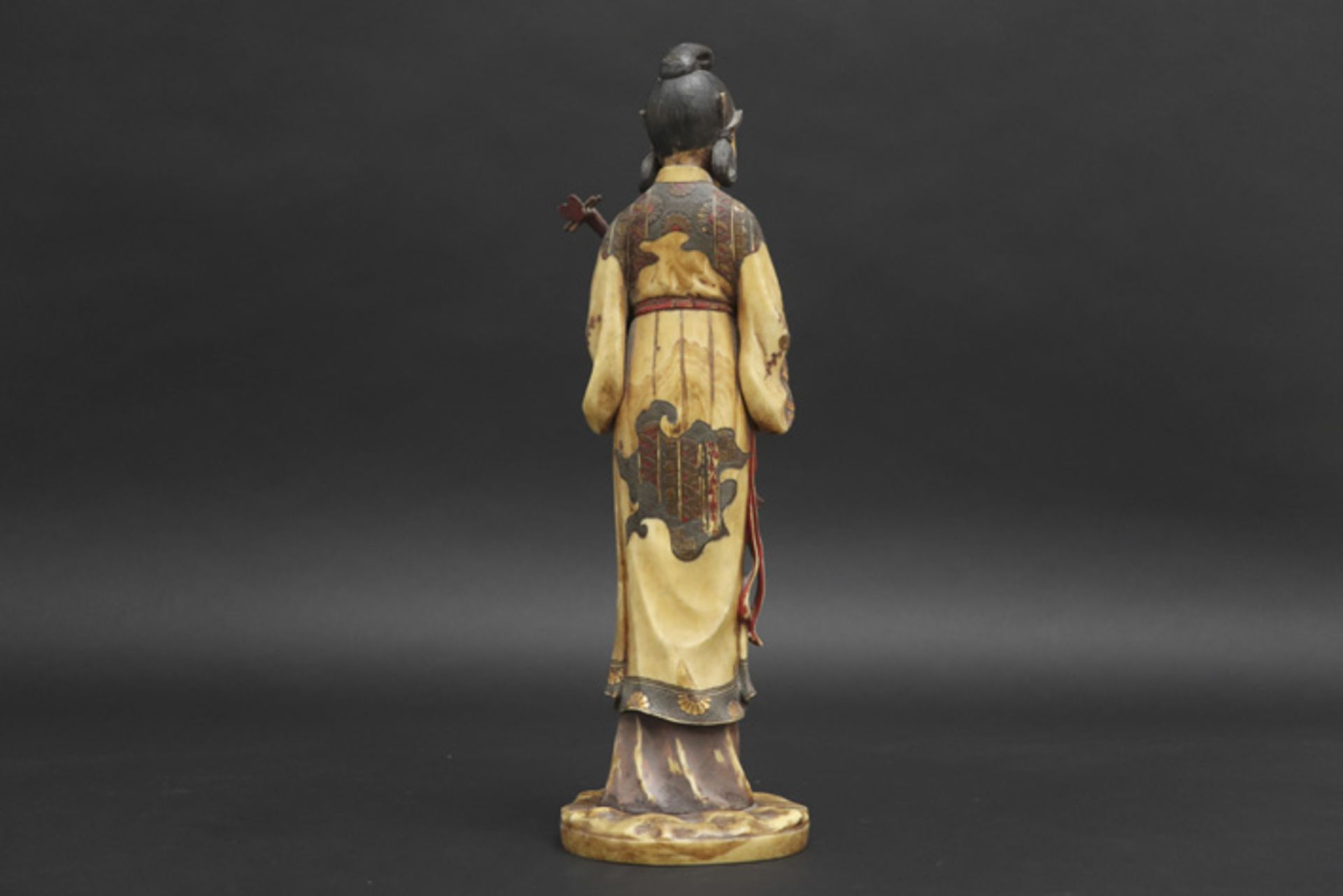 antique Chinese "lady musician" sculpture in ivory with remains of the original polychromy and - Image 3 of 5