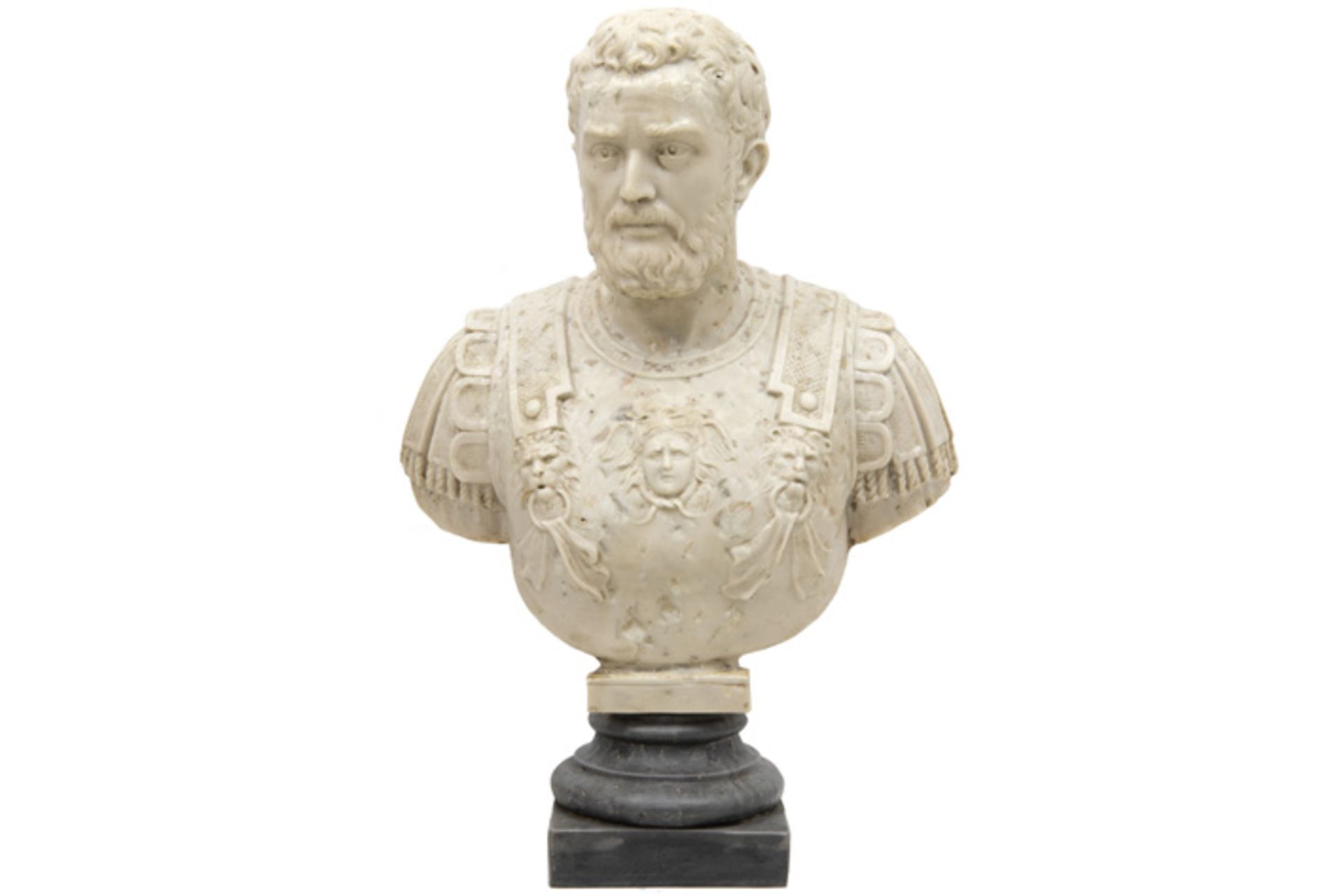likely Italian bust in marble depicting a bearded Roman emperor or general || Allicht Italiaanse