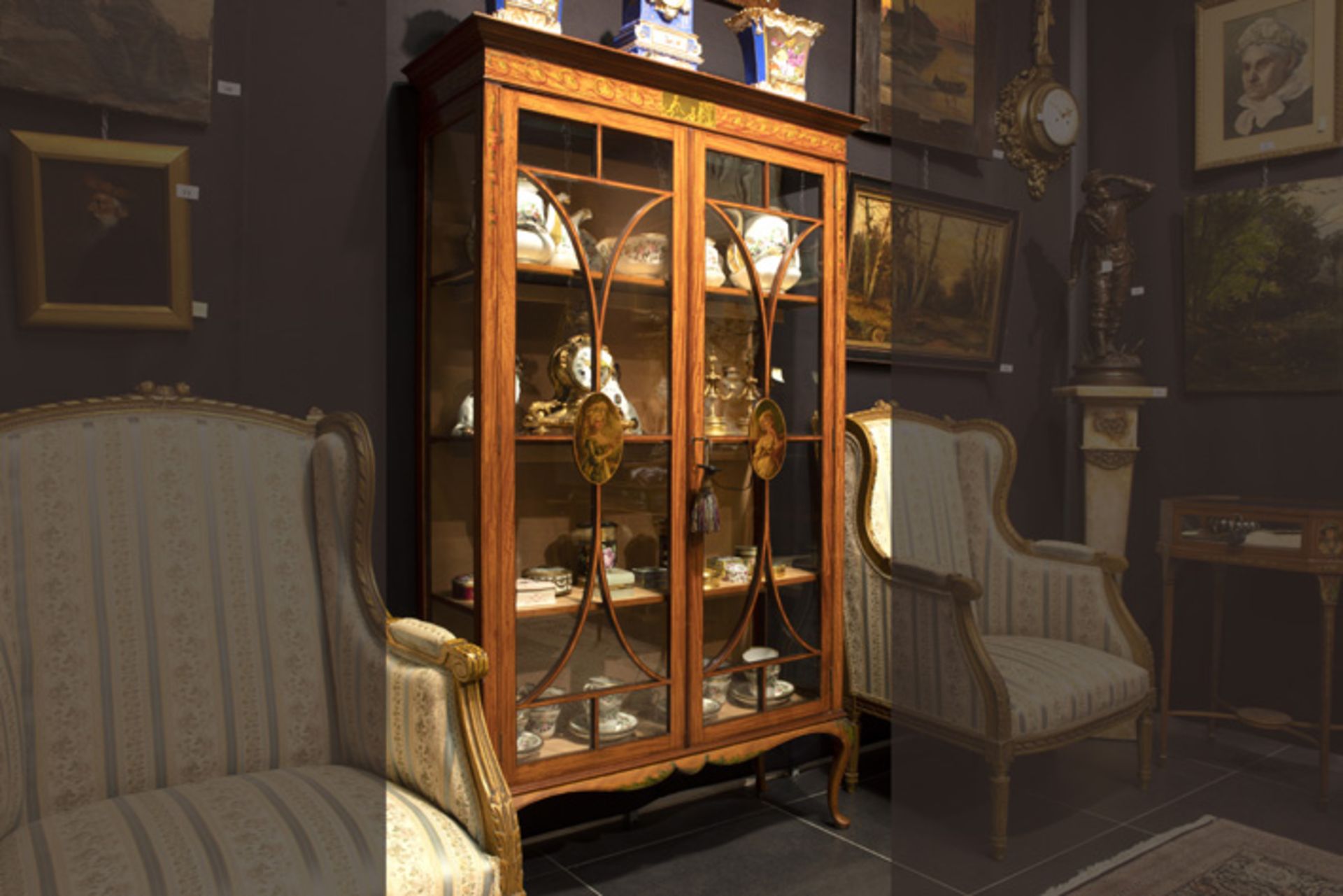 neoclassical Sheraton style display cabinet in satinwood with painted panels attributed to Alfred - Image 2 of 5