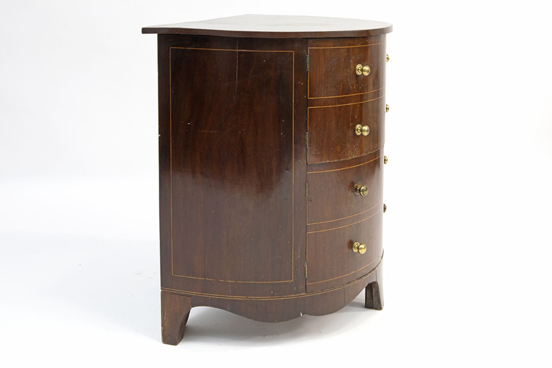 small 18th Cent. cabinet in mahogany with two doors, showing a trompe l'oeil of eight drawers || - Image 3 of 3