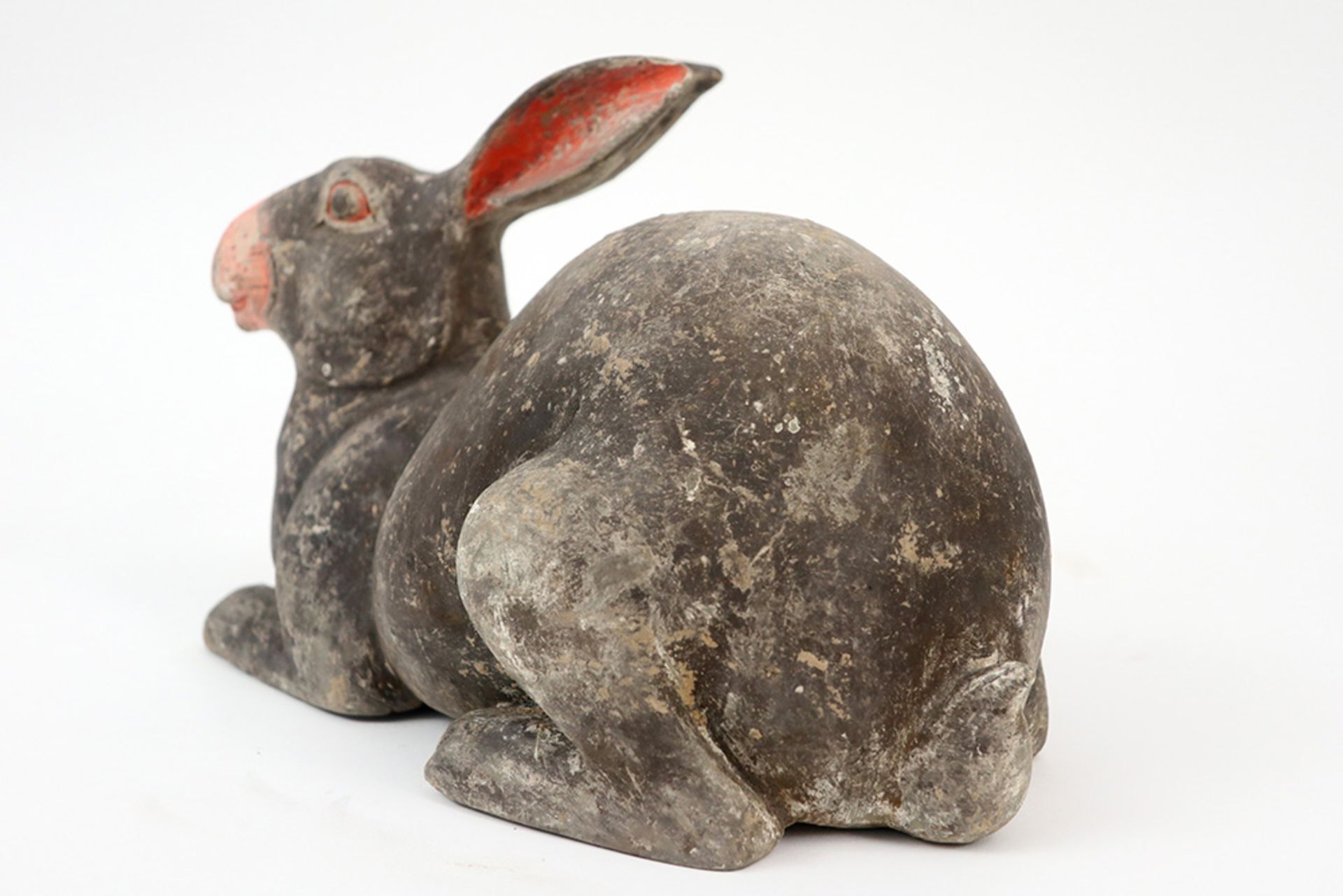 rare Chinese Han period tomb sculpture - a hare - in earthenware with well preserved polychromy || - Bild 5 aus 6