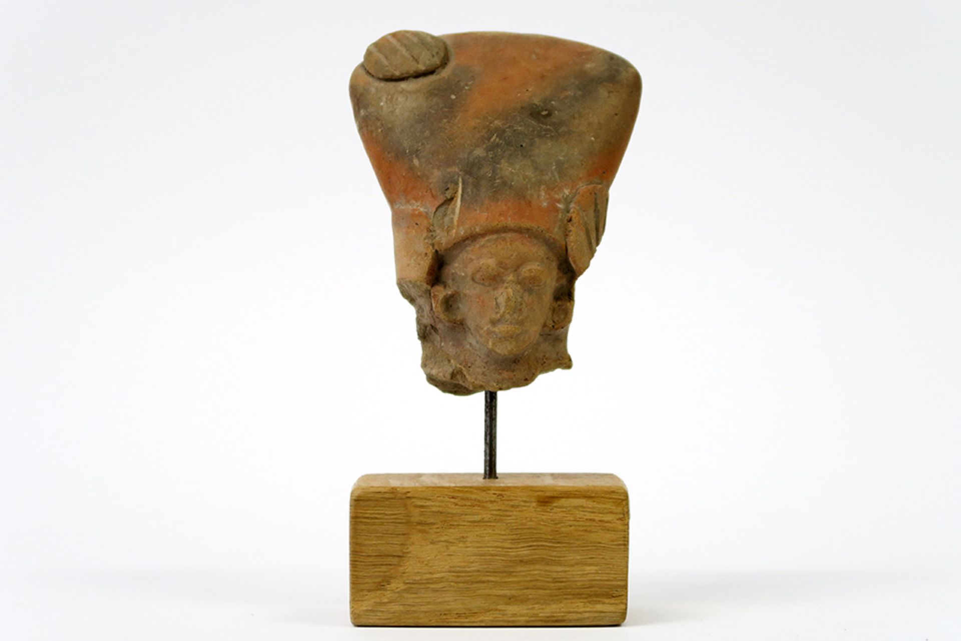 Ecuador Chorrera Culture fragment of a ceramic sculpture : "Head of a noble man" (with elongated