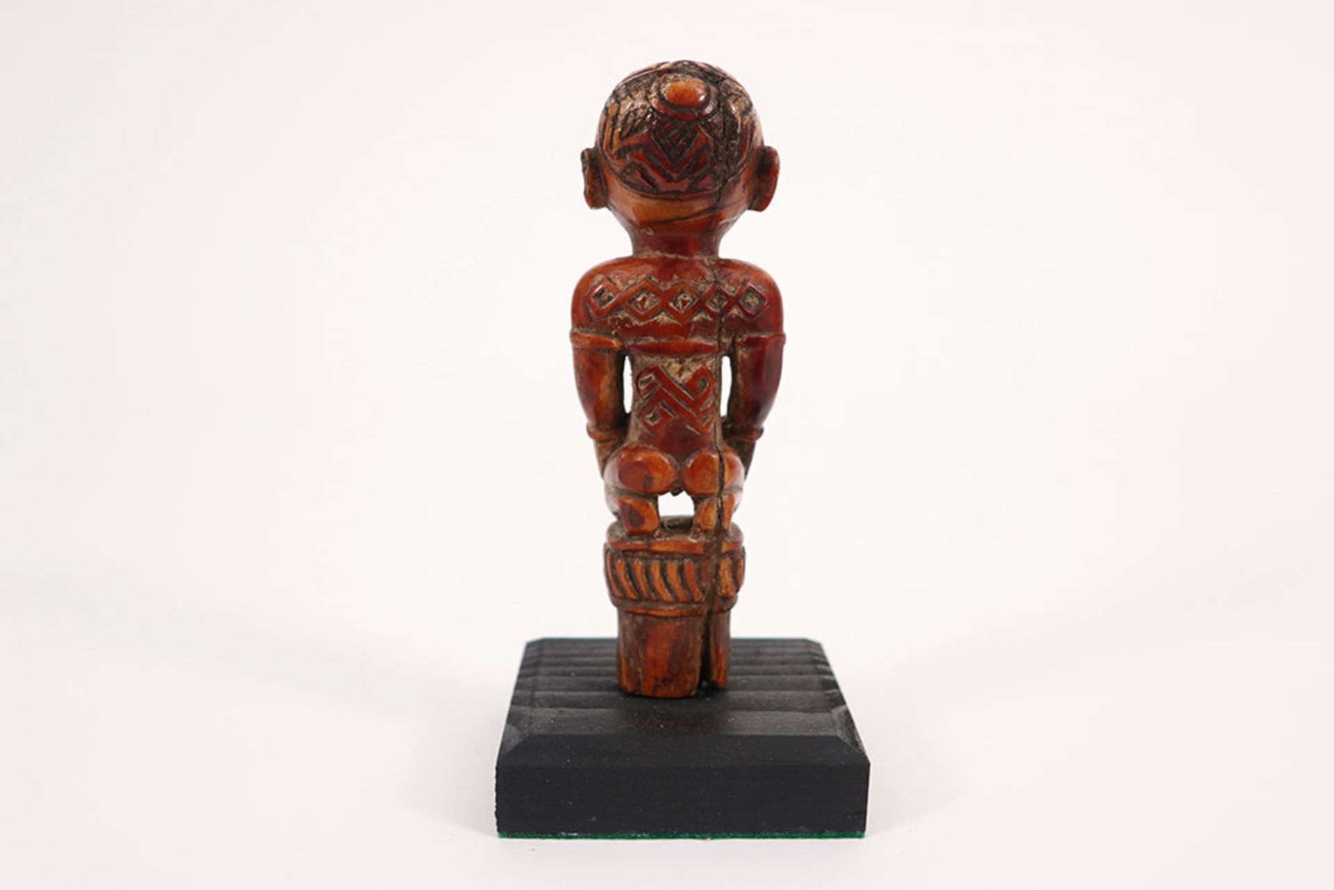 Congolese "Bakongo" sceptre/cane top in ivory with nice patina and with a female representation, - Image 4 of 4