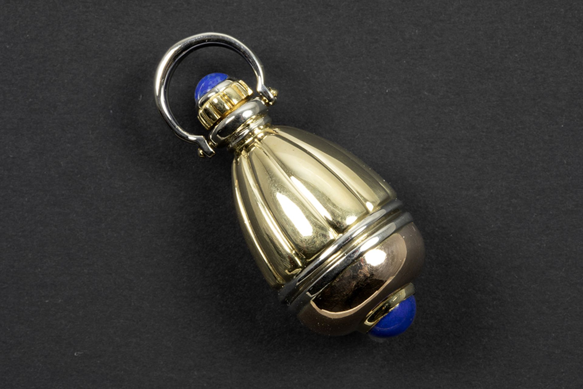 probably French Chaumet style perfume bottle in yellow, pink and white gold (18 carat) with two