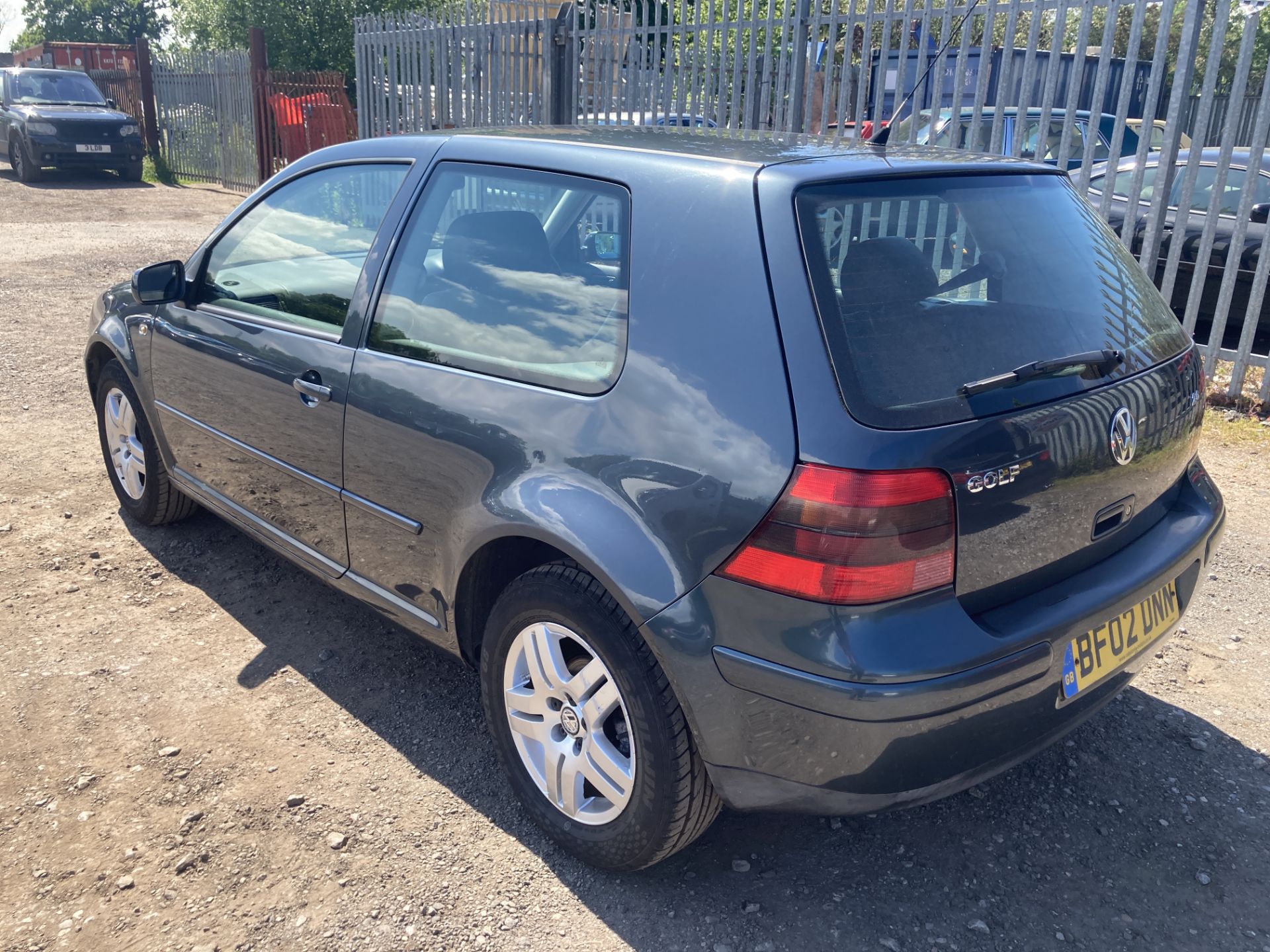 2002 Volkswagen Golf GTI - Image 3 of 10