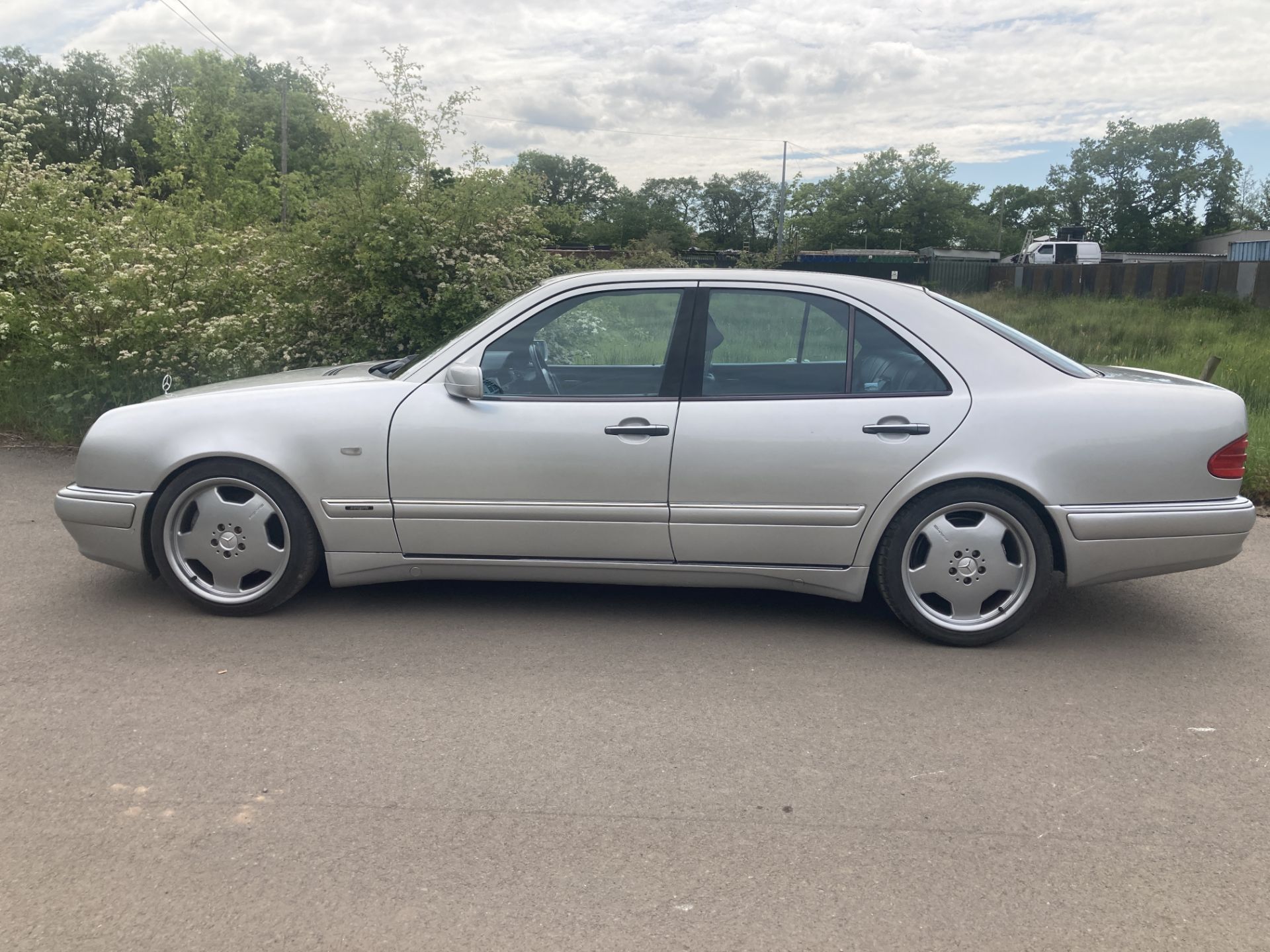 1999 Mercedes E55 AMG - Image 2 of 12