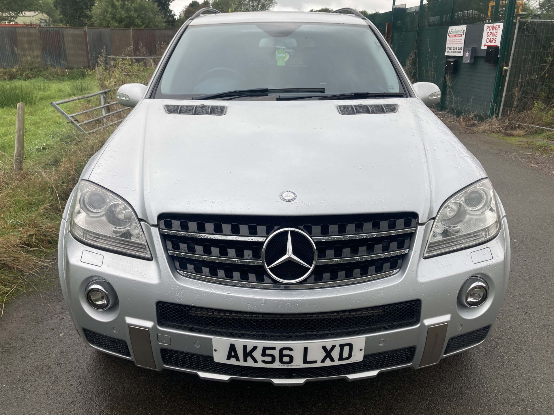 2006 Mercedes ML63 AMG - Image 5 of 12