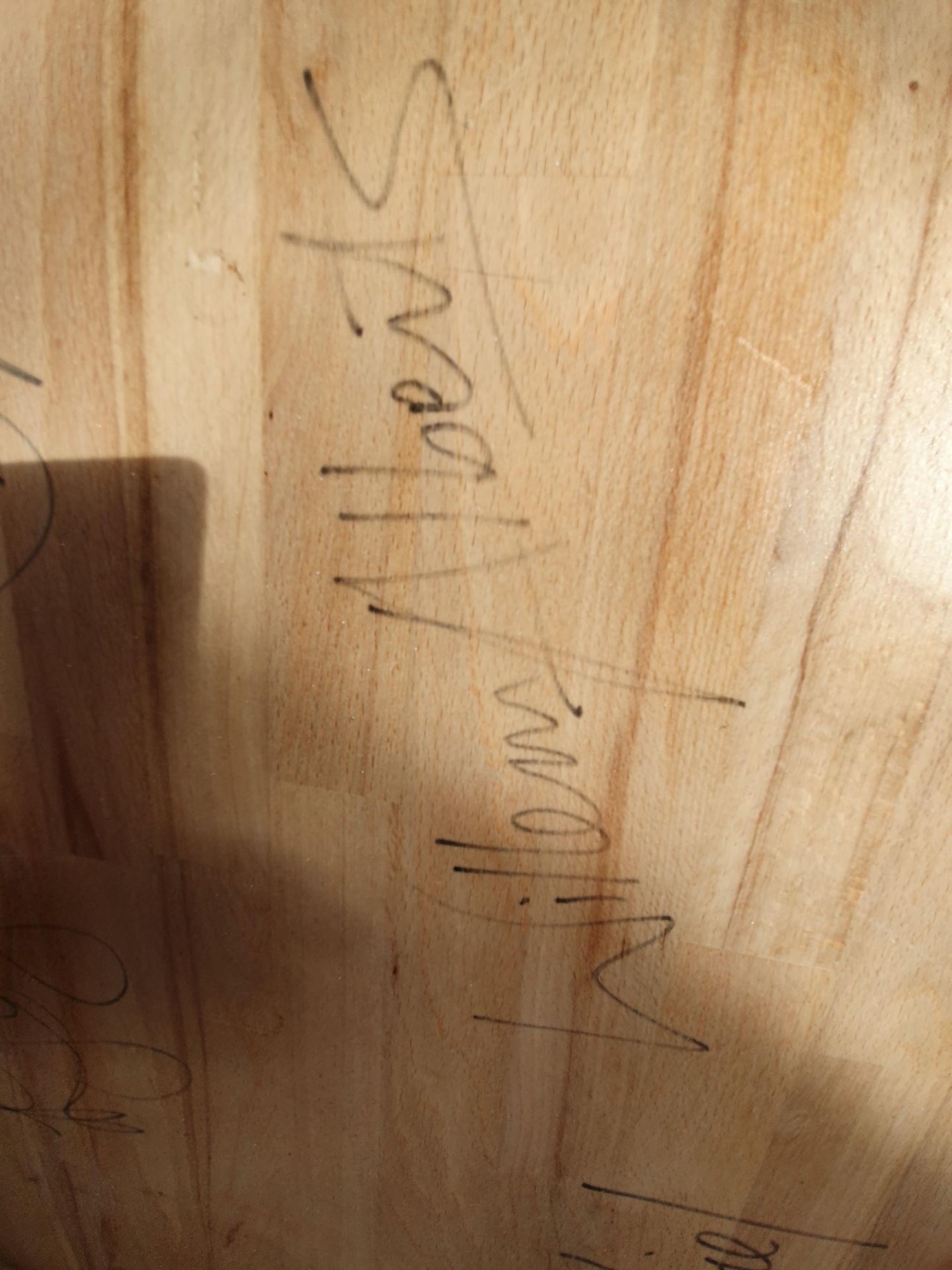 MEMORABILLA SIGNED SOUTH AFRICAN SPRINGBOK SIGNATURES ON A RESTAURANT TABLE TOP READ DESCRIPTION - Image 6 of 10