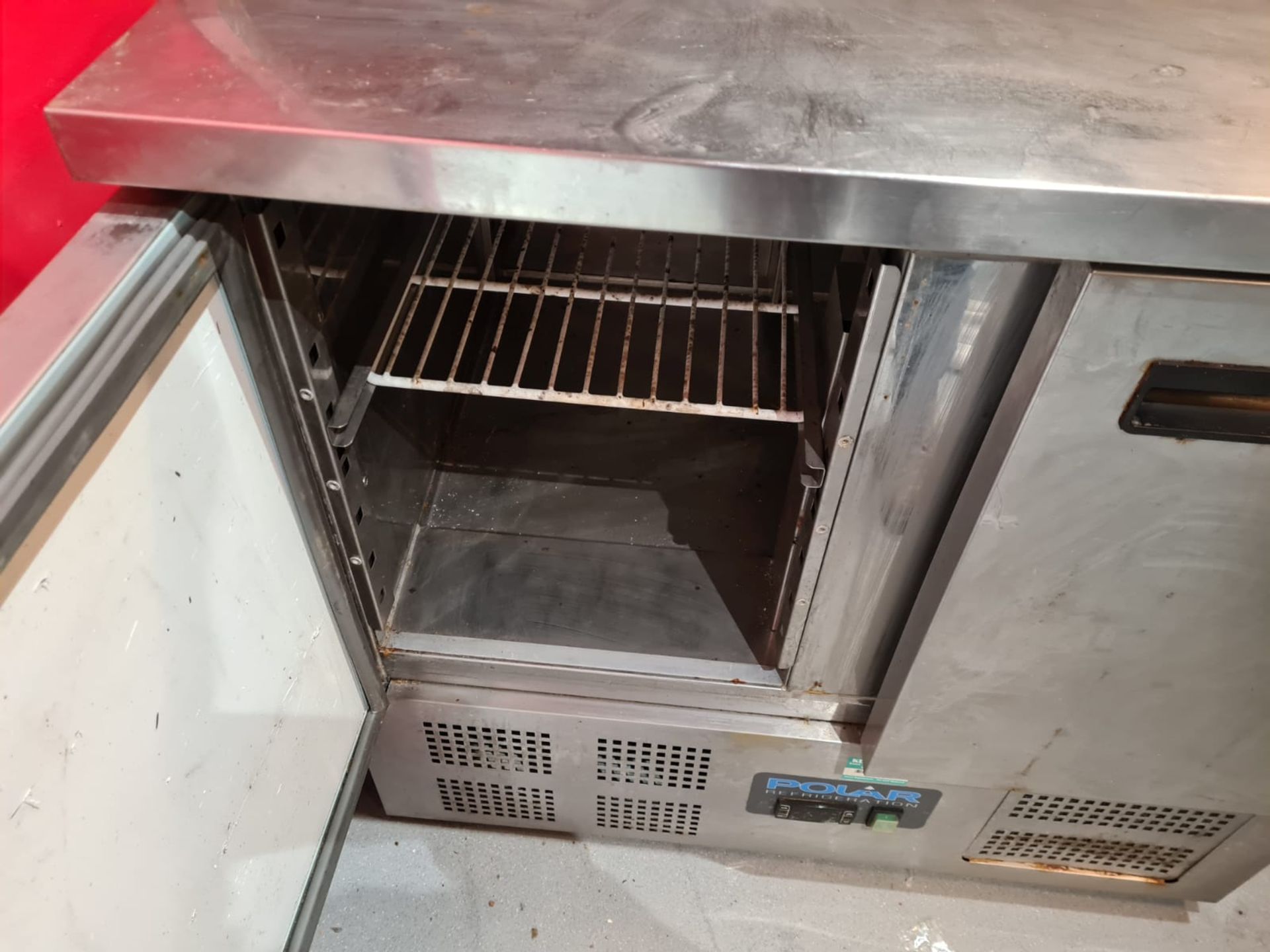 POLAR UNDER COUNTER RESTAURANT DOUBLE FRIDGE 240V WORKING NO RESERVE - Image 3 of 4